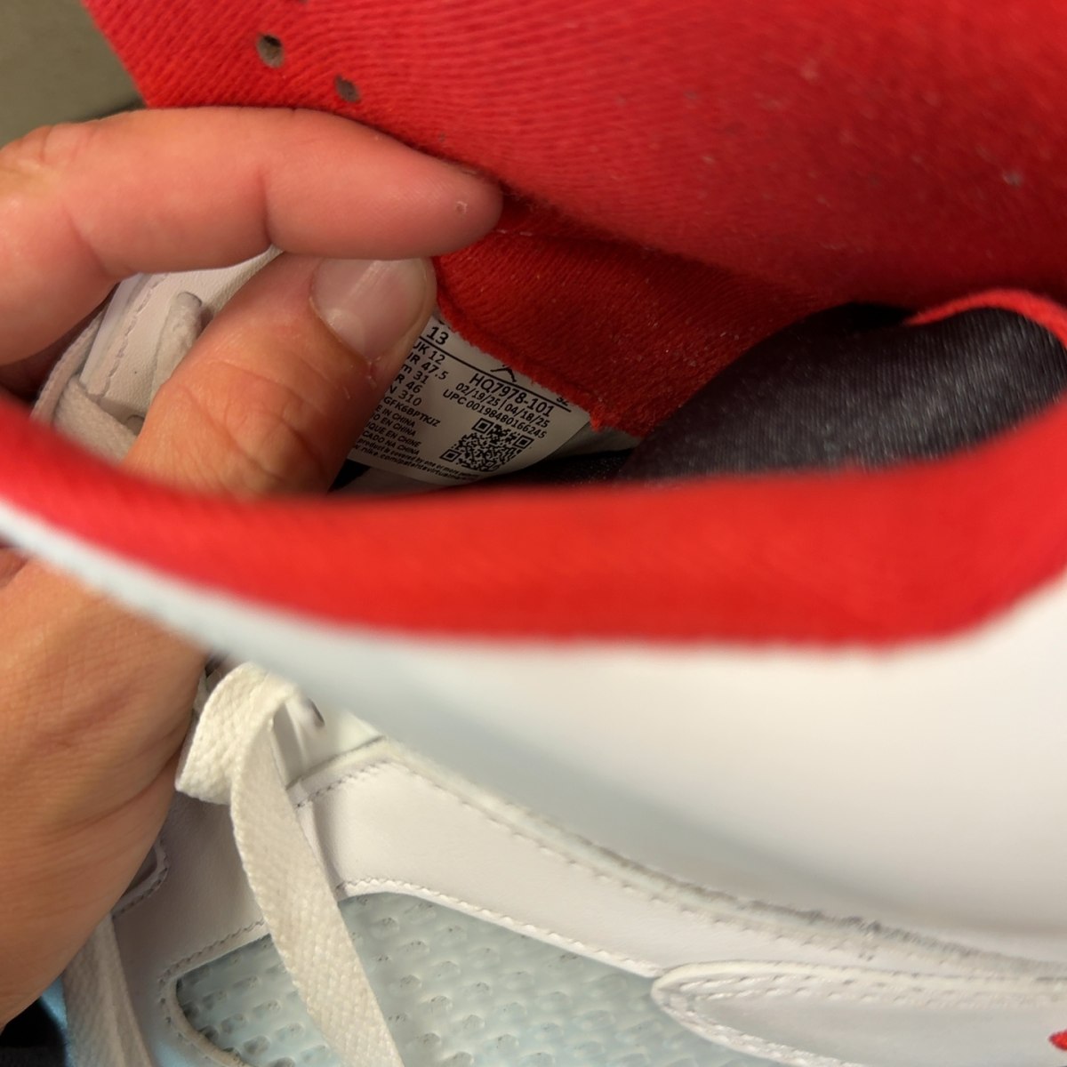 Jordan 5 Retro Fire Red Black Tongue (2025) Size 13 (Pre-Owned) - Image 7