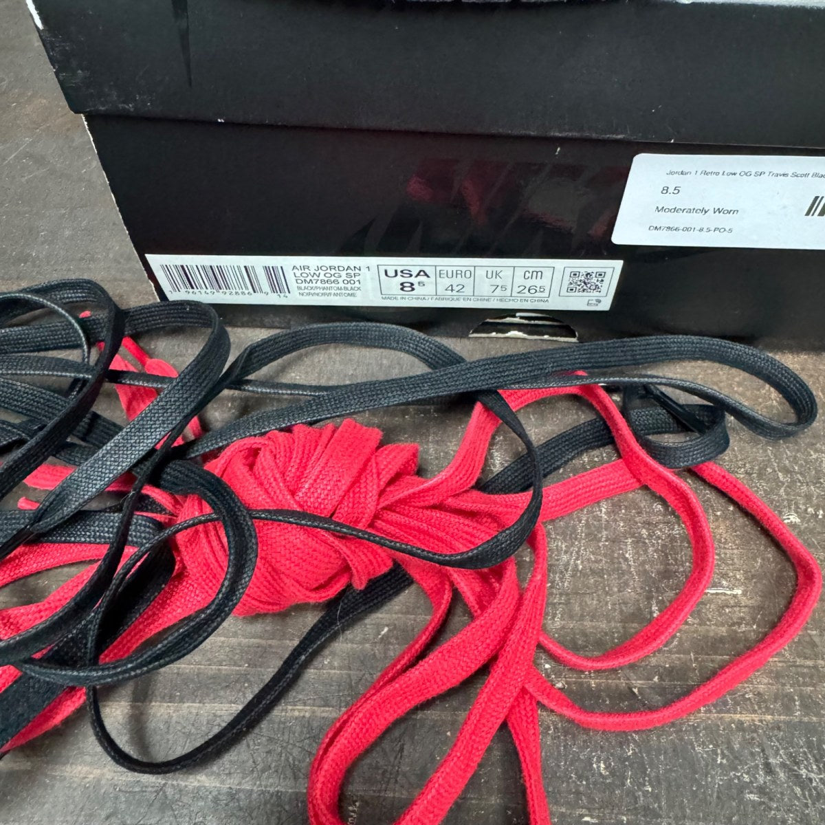 Jordan 1 Retro Low OG SP Travis Scott Black Phantom Size 8.5 (Pre-Owned) - aux