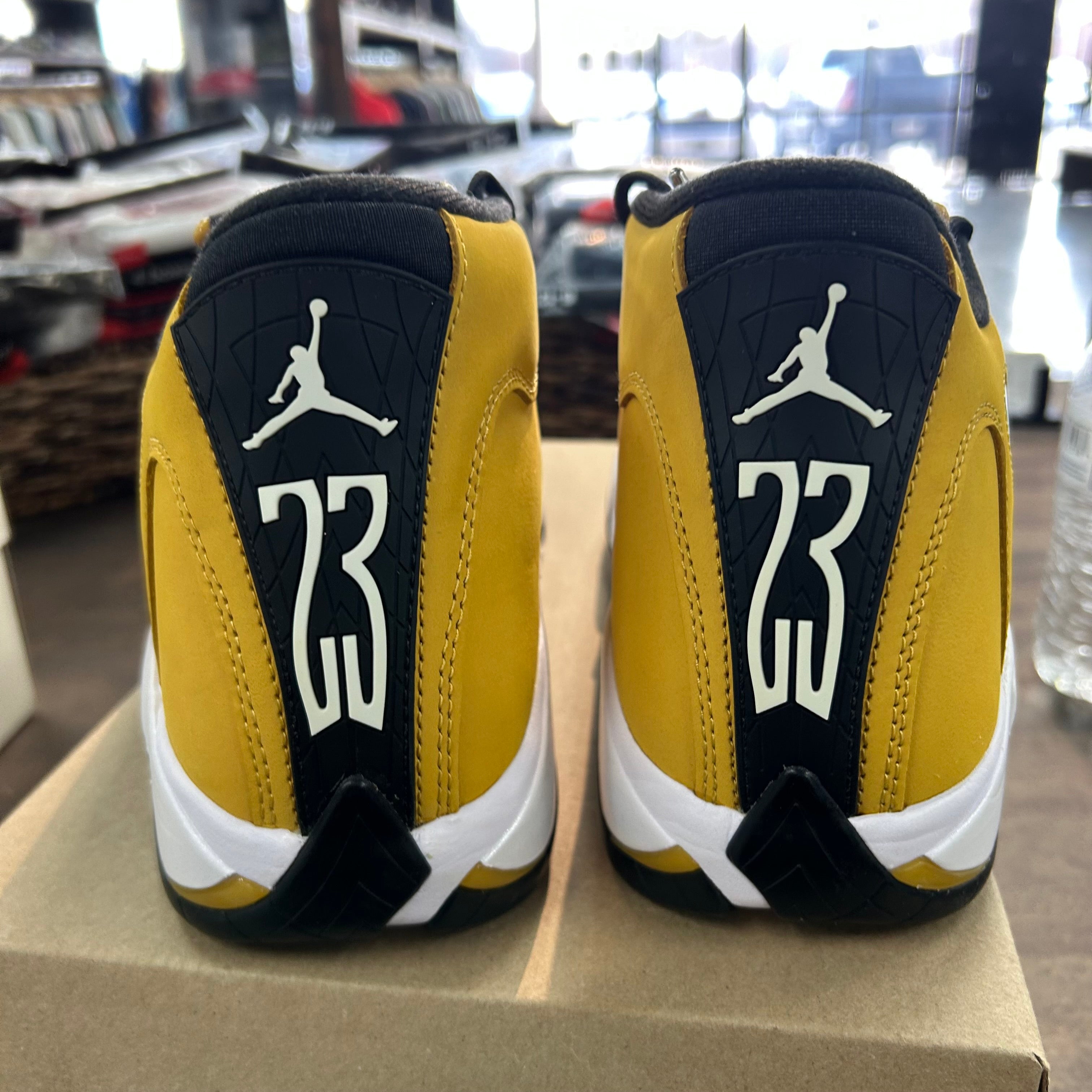 Jordan 14 Retro Light Ginger (2022) (US 10) (Lightly Worn, No Box) Size 10 (Pre-Owned) - Image 4