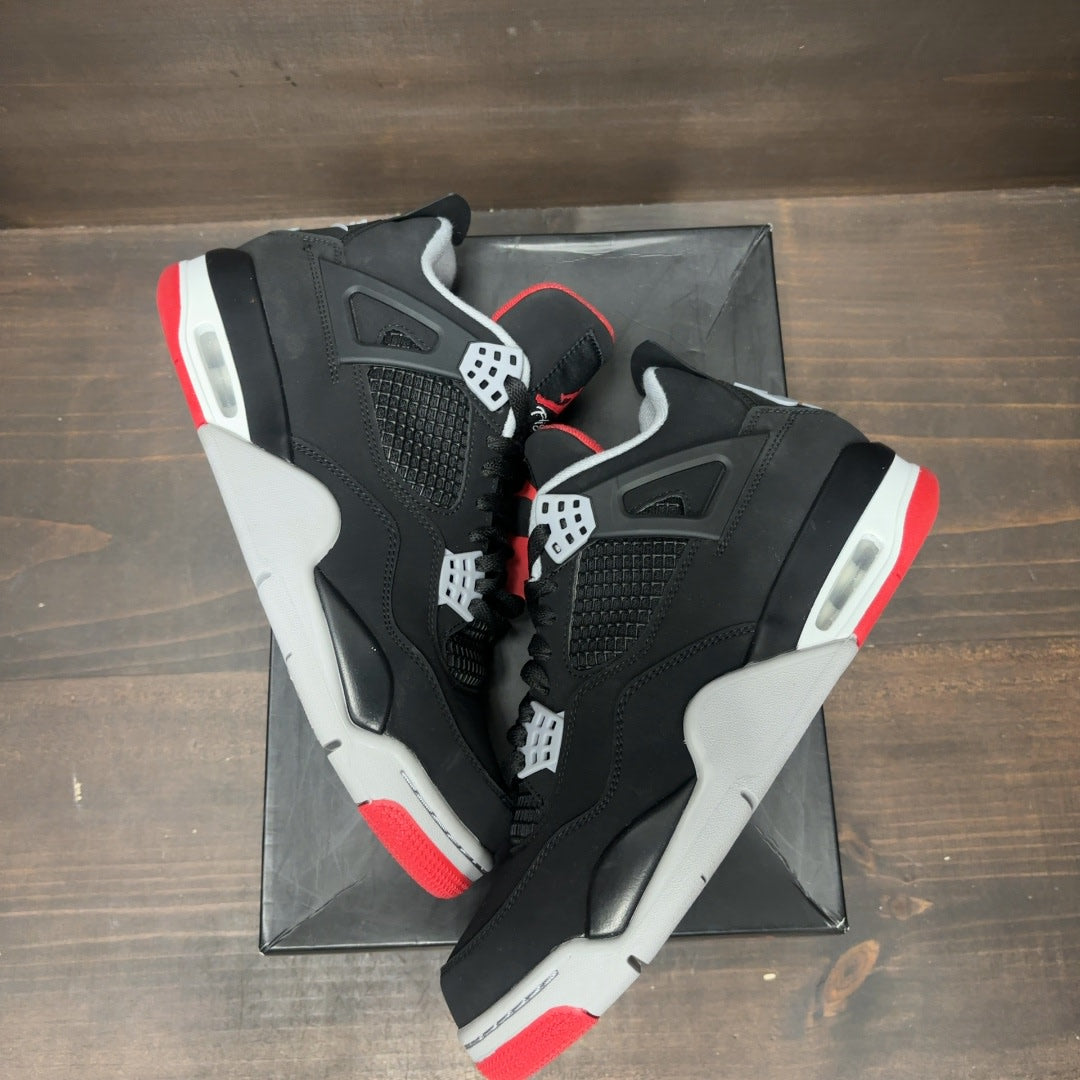 Jordan 4 Retro Bred (2019) Size 9.5 (Pre-Owned)