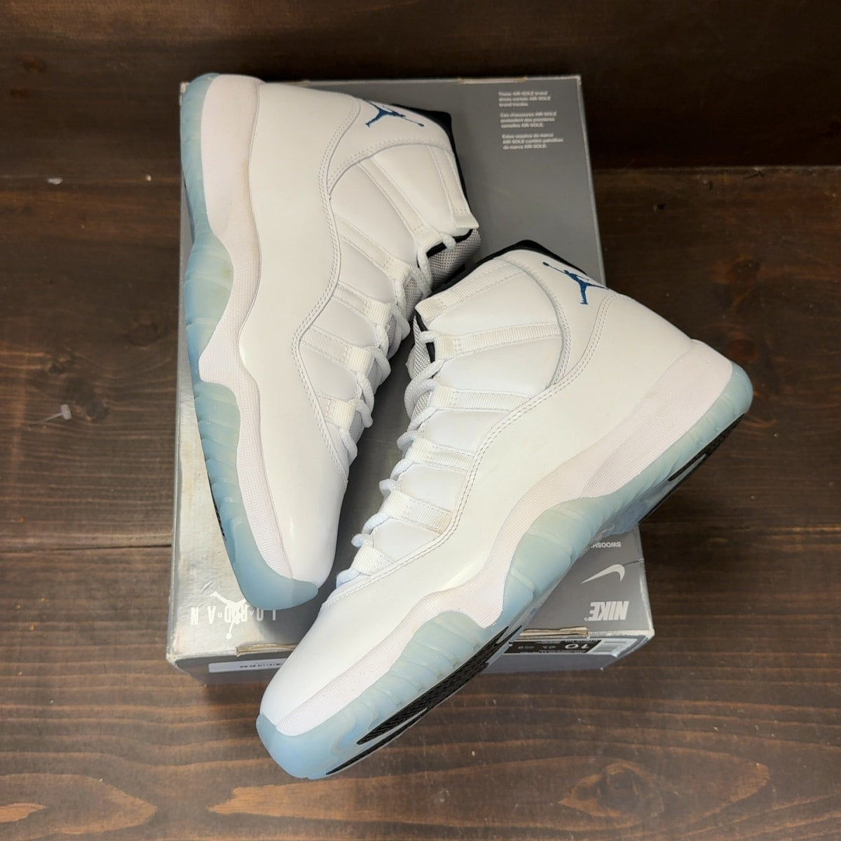 Jordan 11 Retro Legend Blue (2024) - Image 2