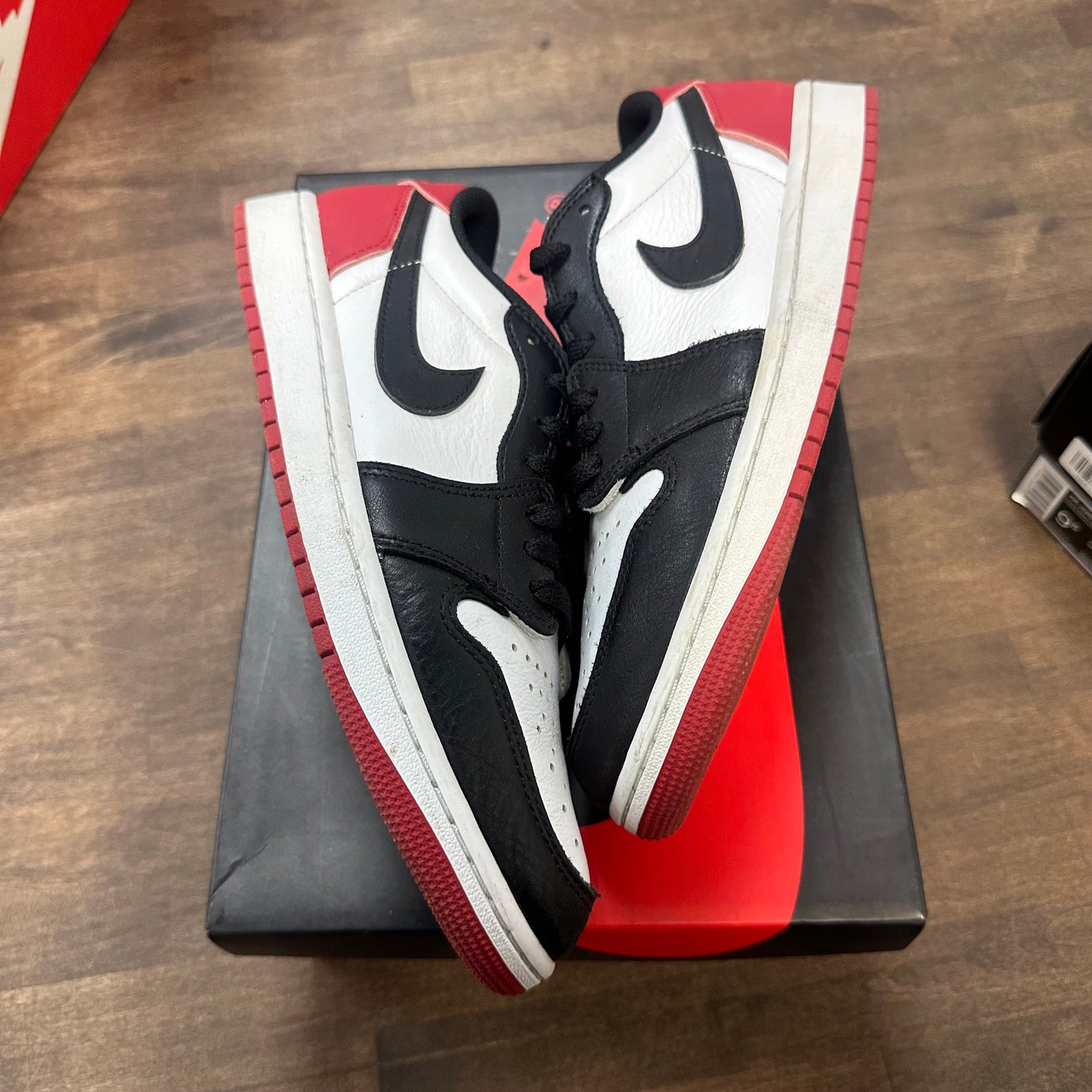 Black Toe Jordan 1 Low OG (USED)