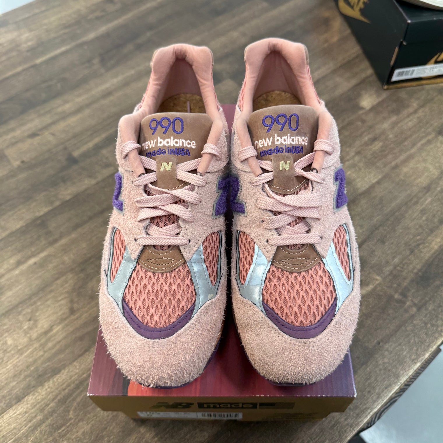 Salehe Bembury Sand Be The Time New Balance 990v2 (USED)