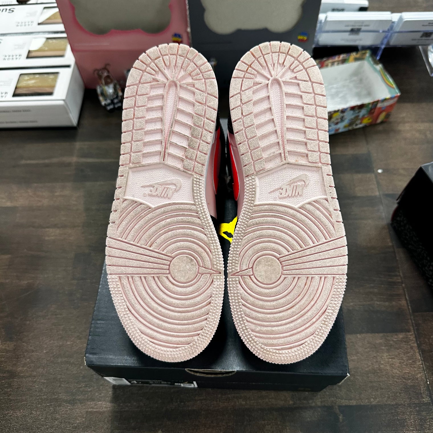 (GS) Atmosphere Jordan 1 Mid (USED)