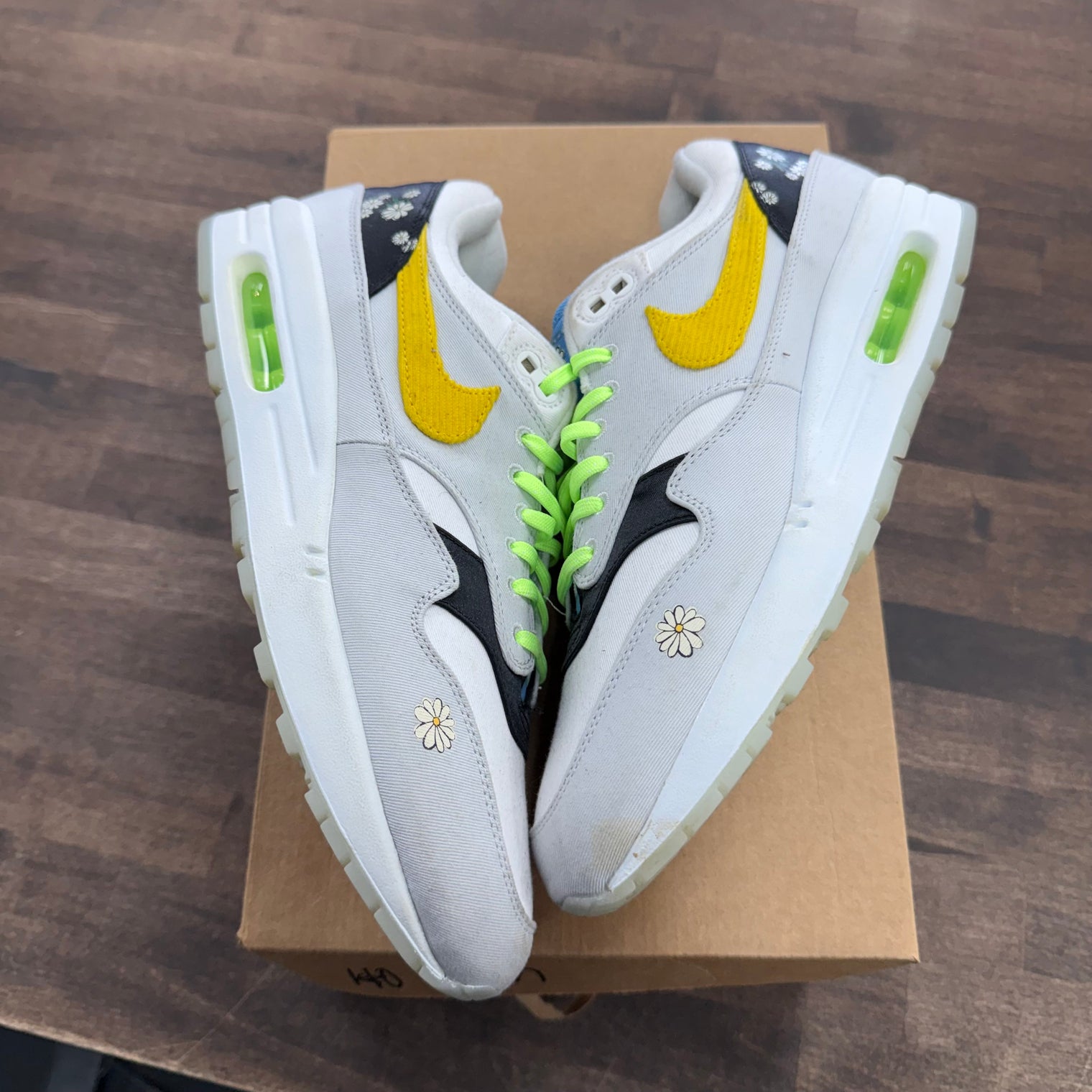Daisy Nike Air Max 1 (USED, No Box)