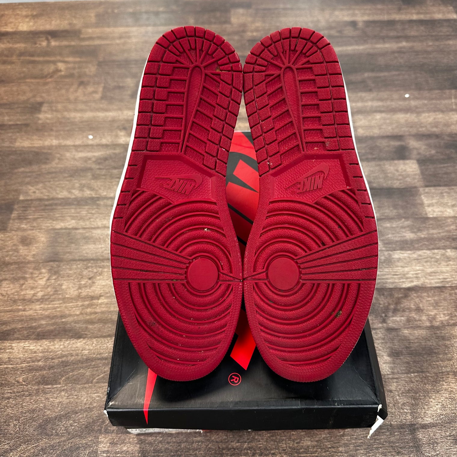 Bred Toe Jordan 1 High (USED)