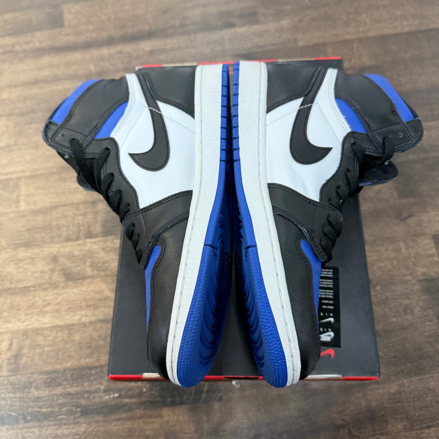 Royal Toe Jordan 1 High (USED,No Lid)