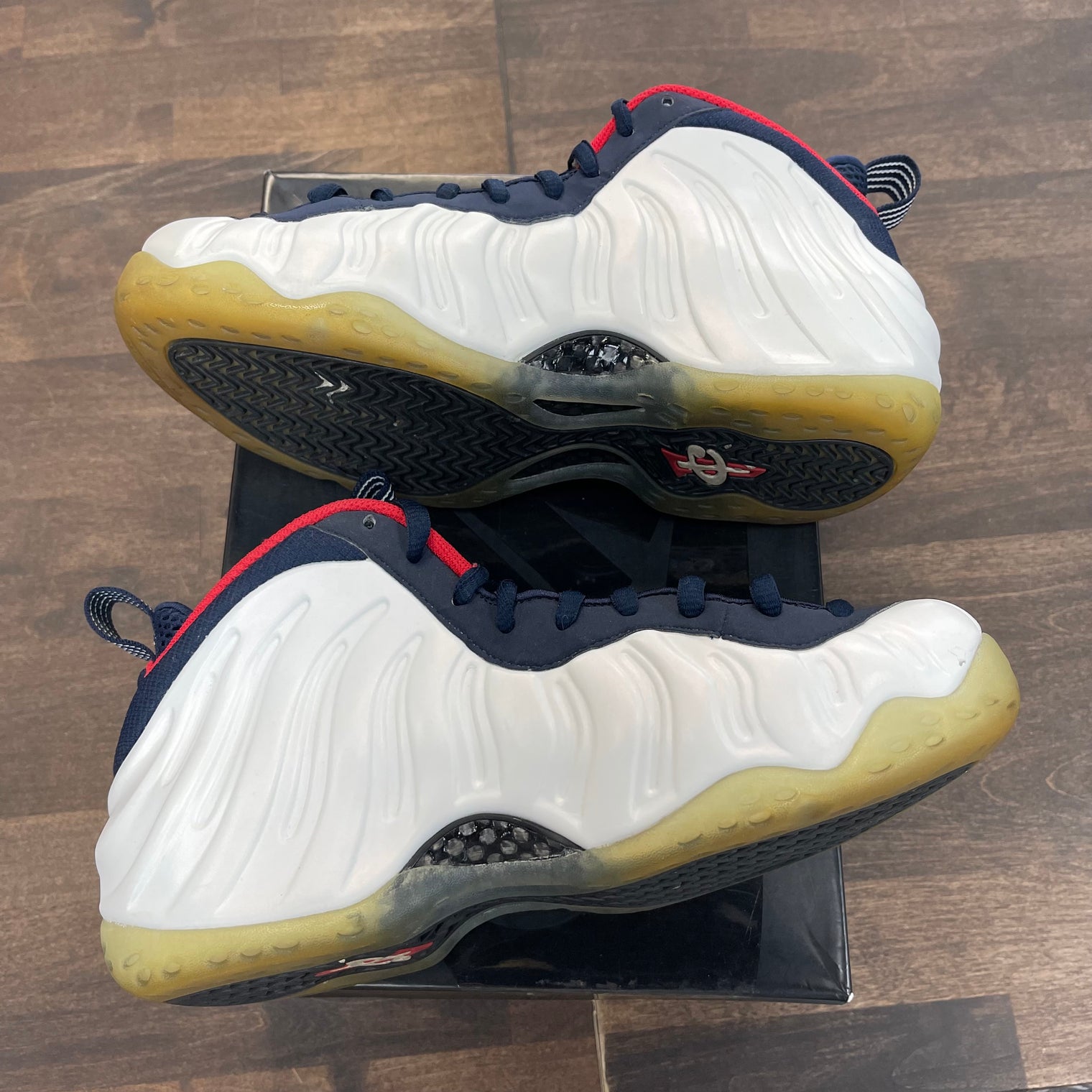 Olympic Nike Foamposite (USED)