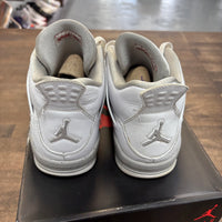 White Oreo Jordan 4 (GS) (USED)