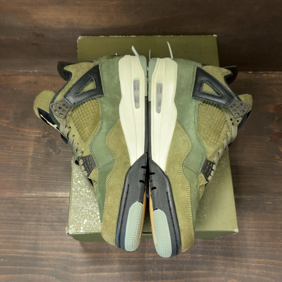 Jordan 4 Retro SE Craft Medium Olive - Image 4