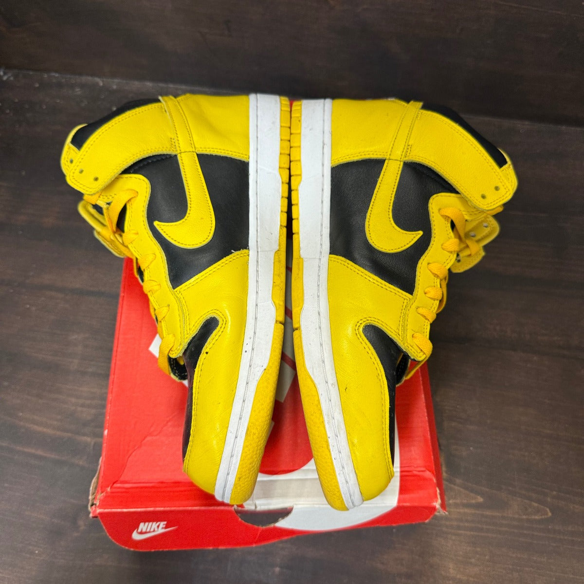 Nike Dunk High Iowa (2020) Size 12 (Pre-Owned)