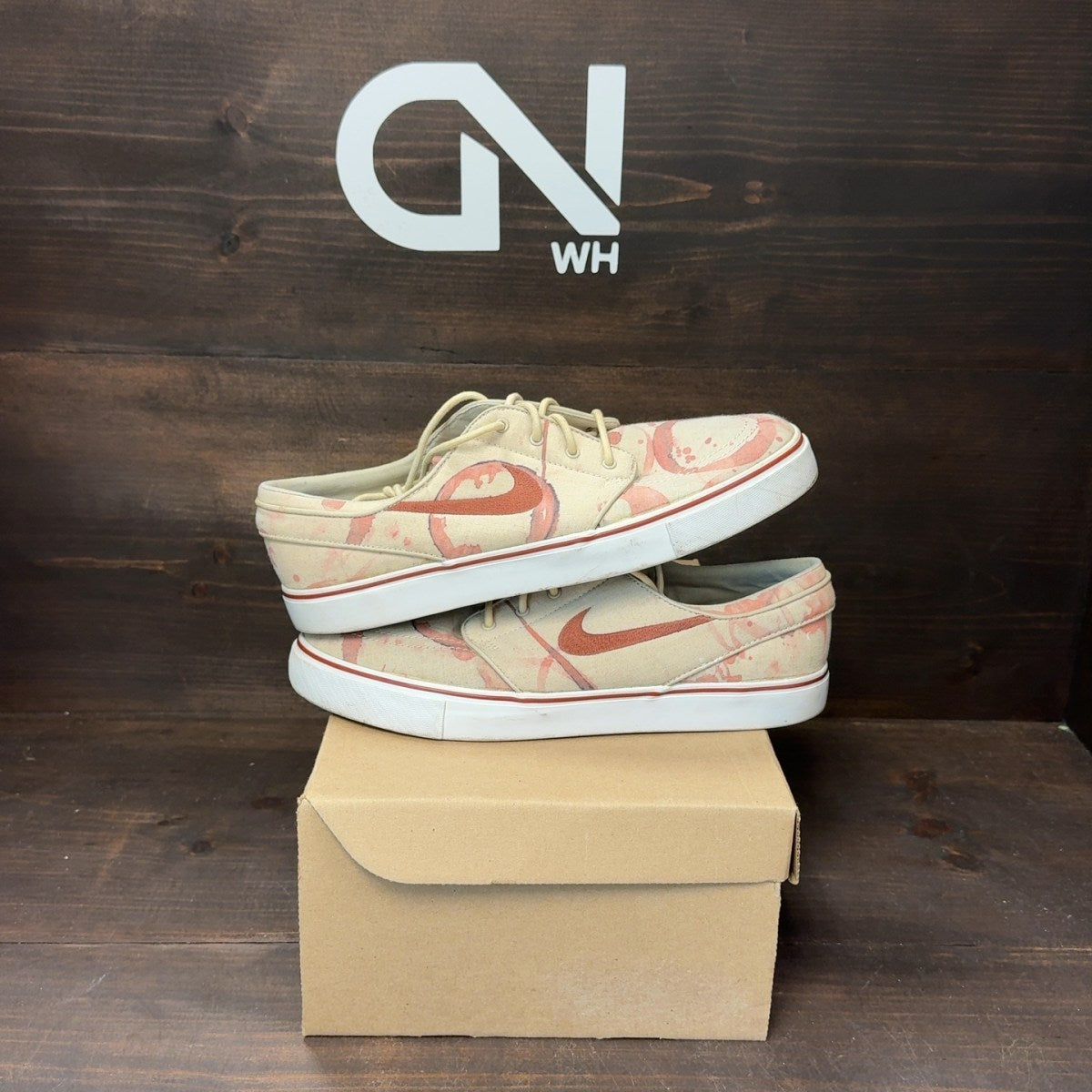 Nike SB Stefan Janoski Wino Blood Splatter Size 9 (Pre-Owned) - Image 1