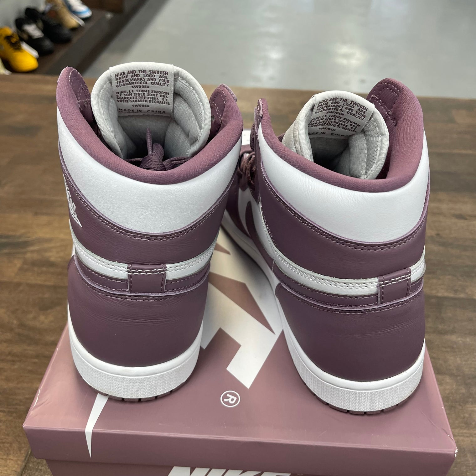 Mauve Jordan 1 High (USED)