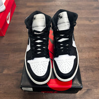 Black White Jordan 1 High (USED)