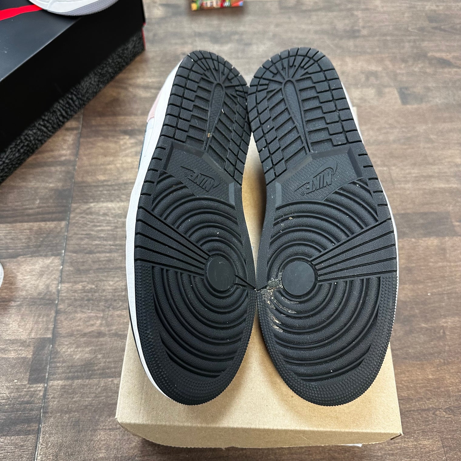 Bleached Coral Jordan 1 Low (USED, No Box)