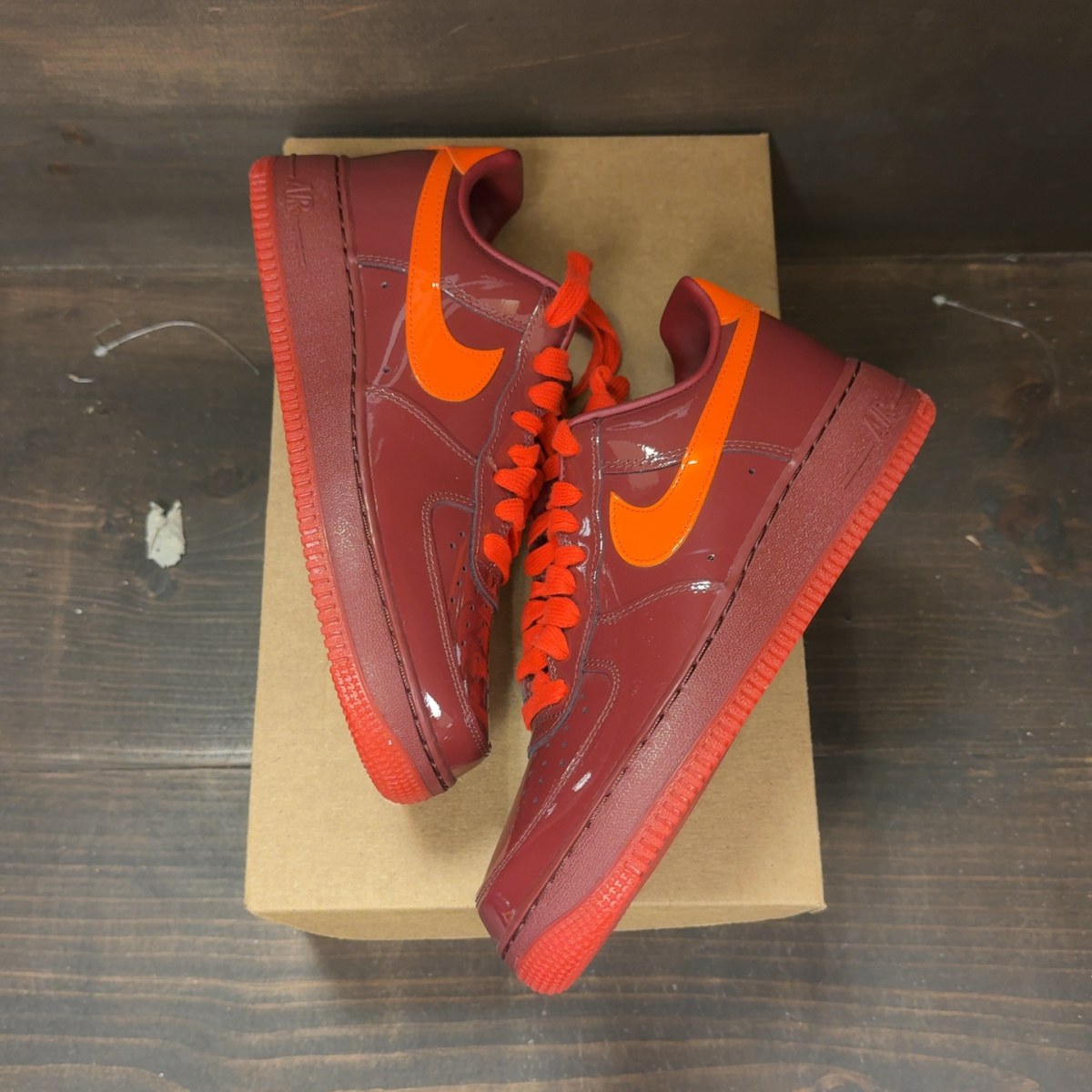 Nike Air Force 1 Low Patent Leather Dark Team Red Safety Orange Size 7.5 (Pre-Owned) - Image 2