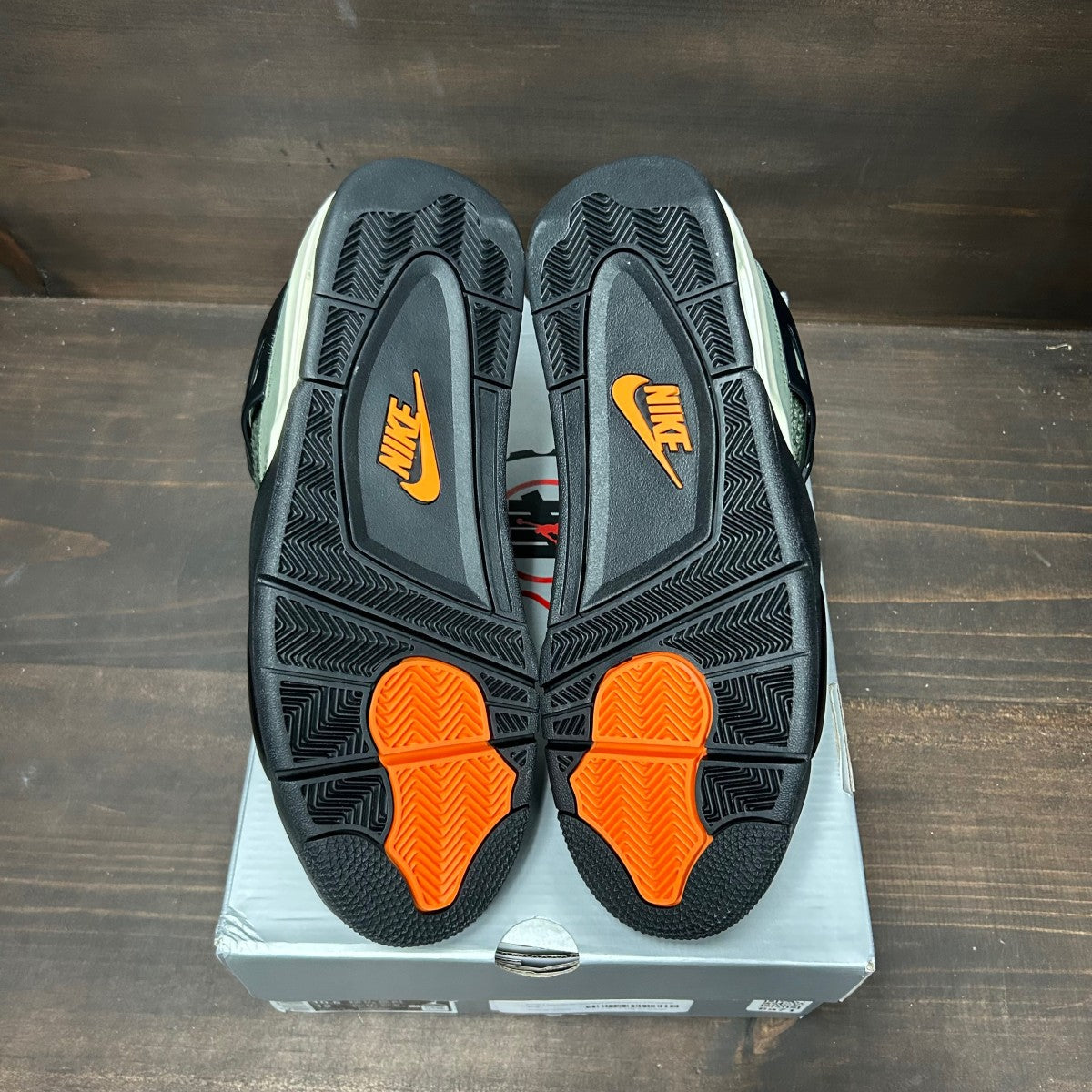 Jordan 4 Retro OG SP Undefeated (2025) - Image 6