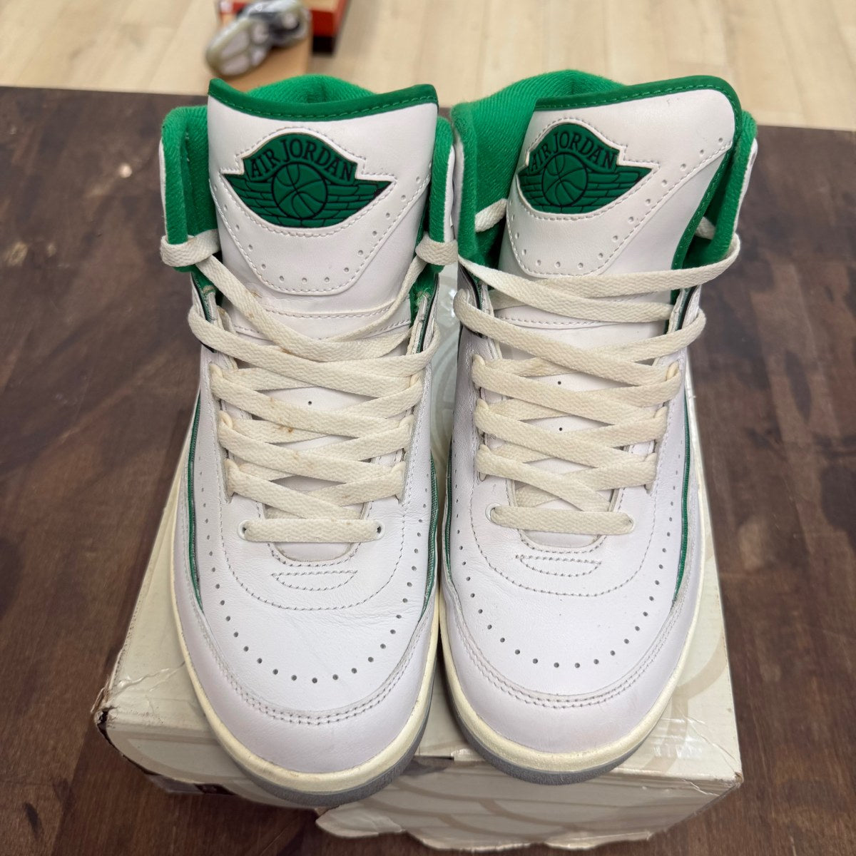Jordan 2 Retro Lucky Green - Image 2