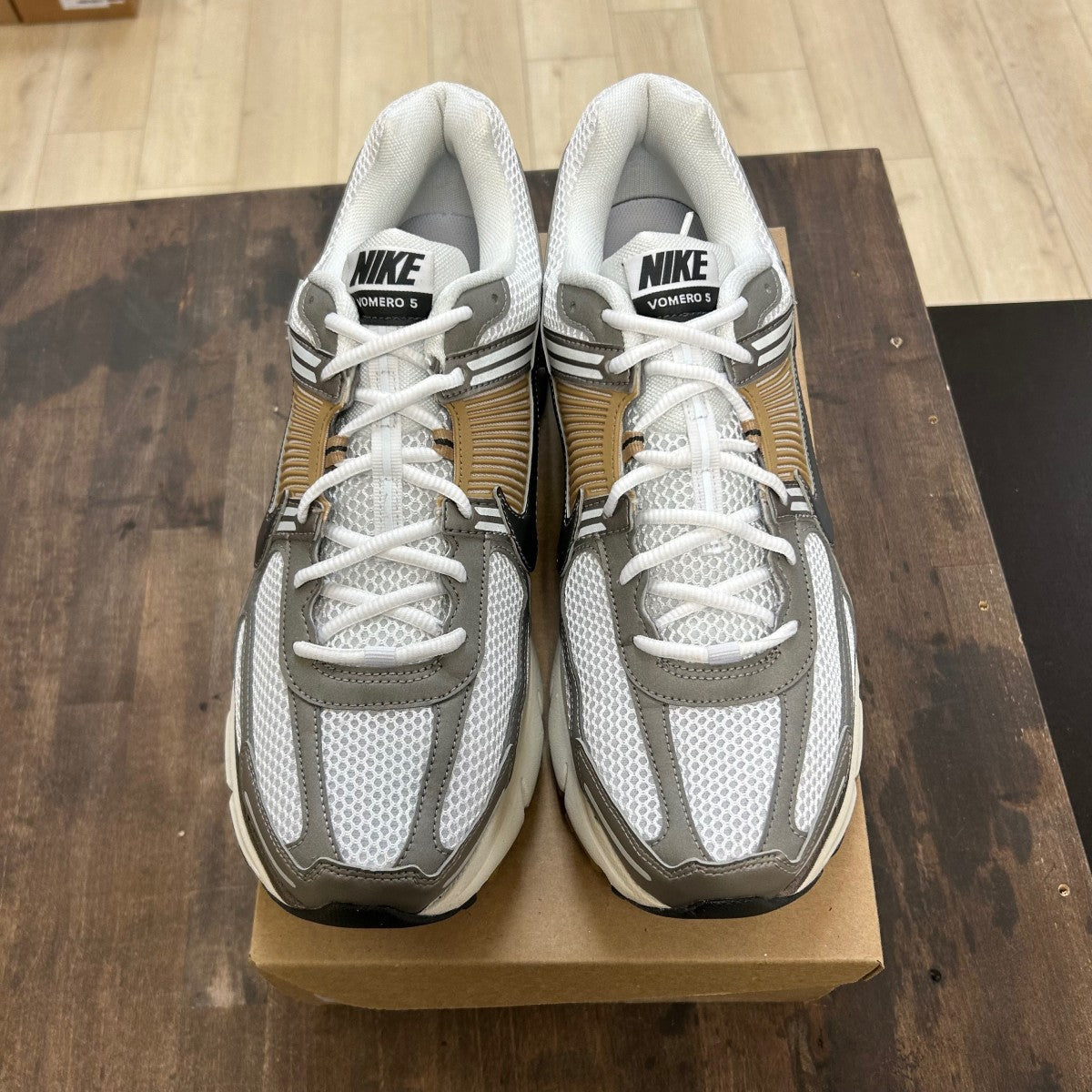 Nike Zoom Vomero 5 Metallic Pewter Size 14 (Pre-Owned) - Image 2
