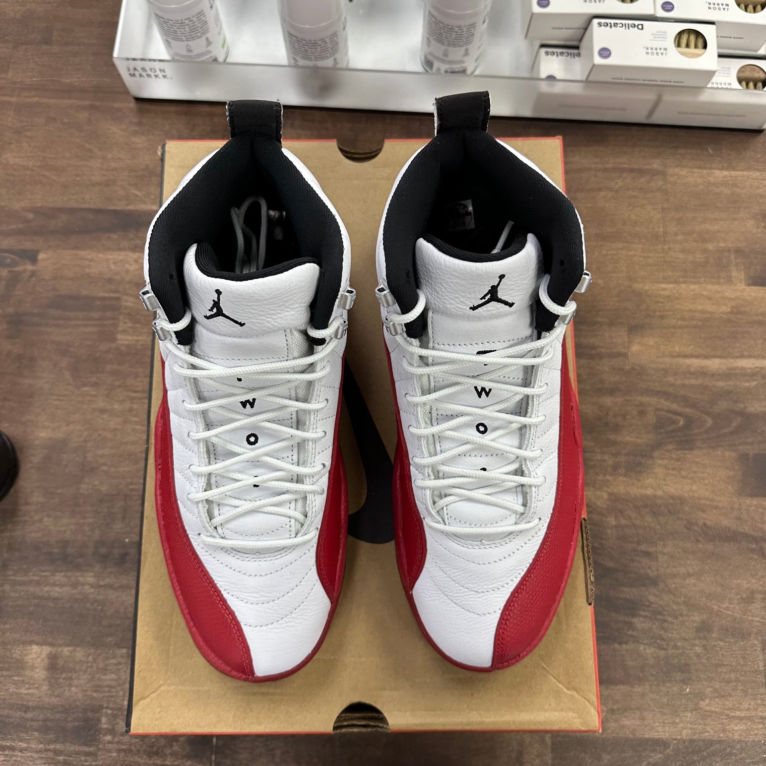 Cherry Jordan 12 Retro (USED)