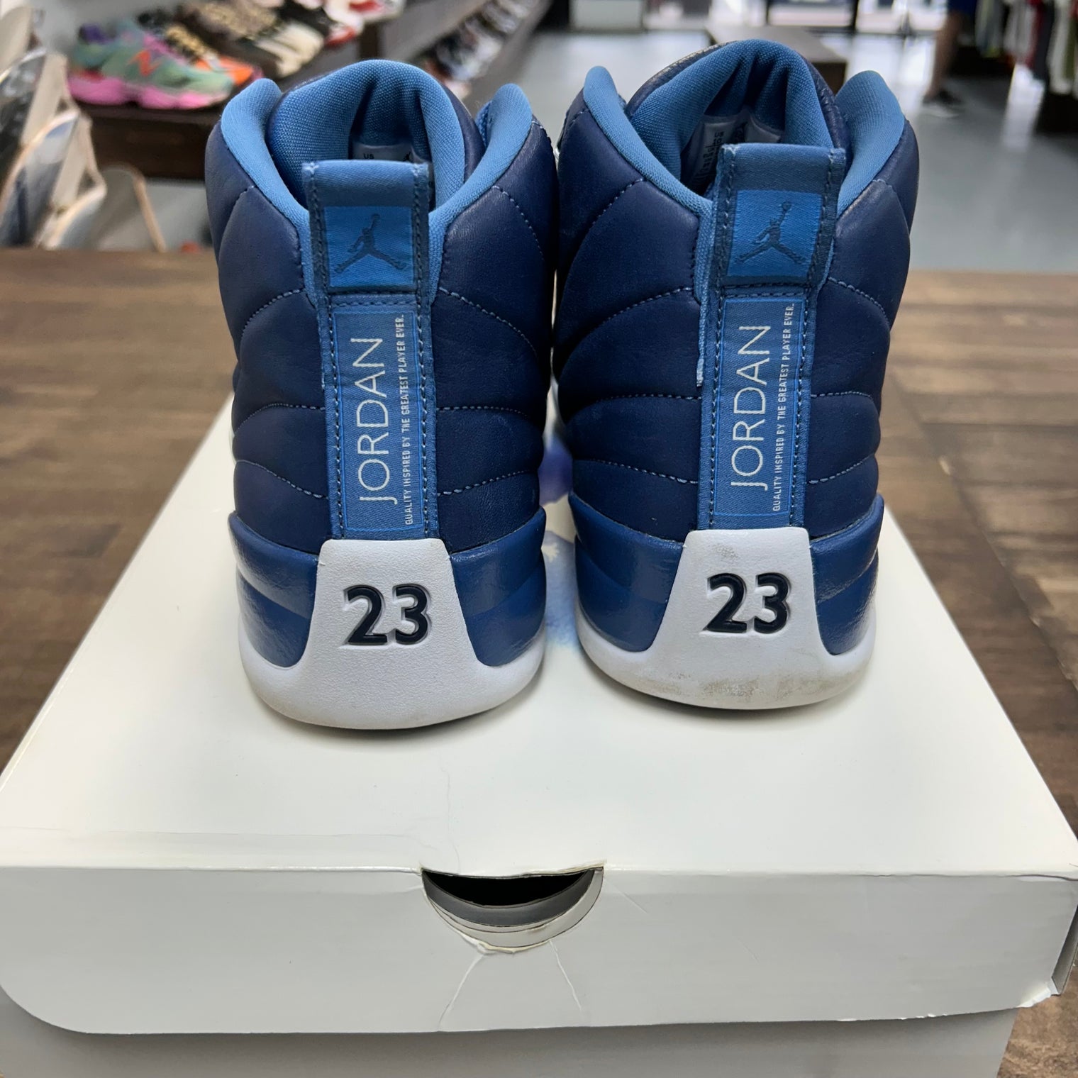 Indigo Jordan 12 Retro (USED)