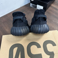 Onyx Yeezy 350 (Lightly Worn)