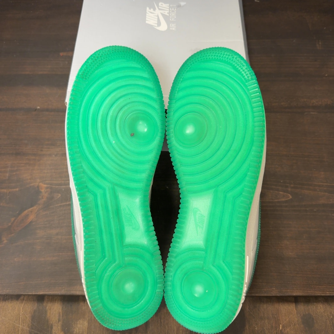 Nike Air Force 1 Low '07 Patent Platinum Tint Stadium Green Size 9.5 (Pre-Owned) - Image 7