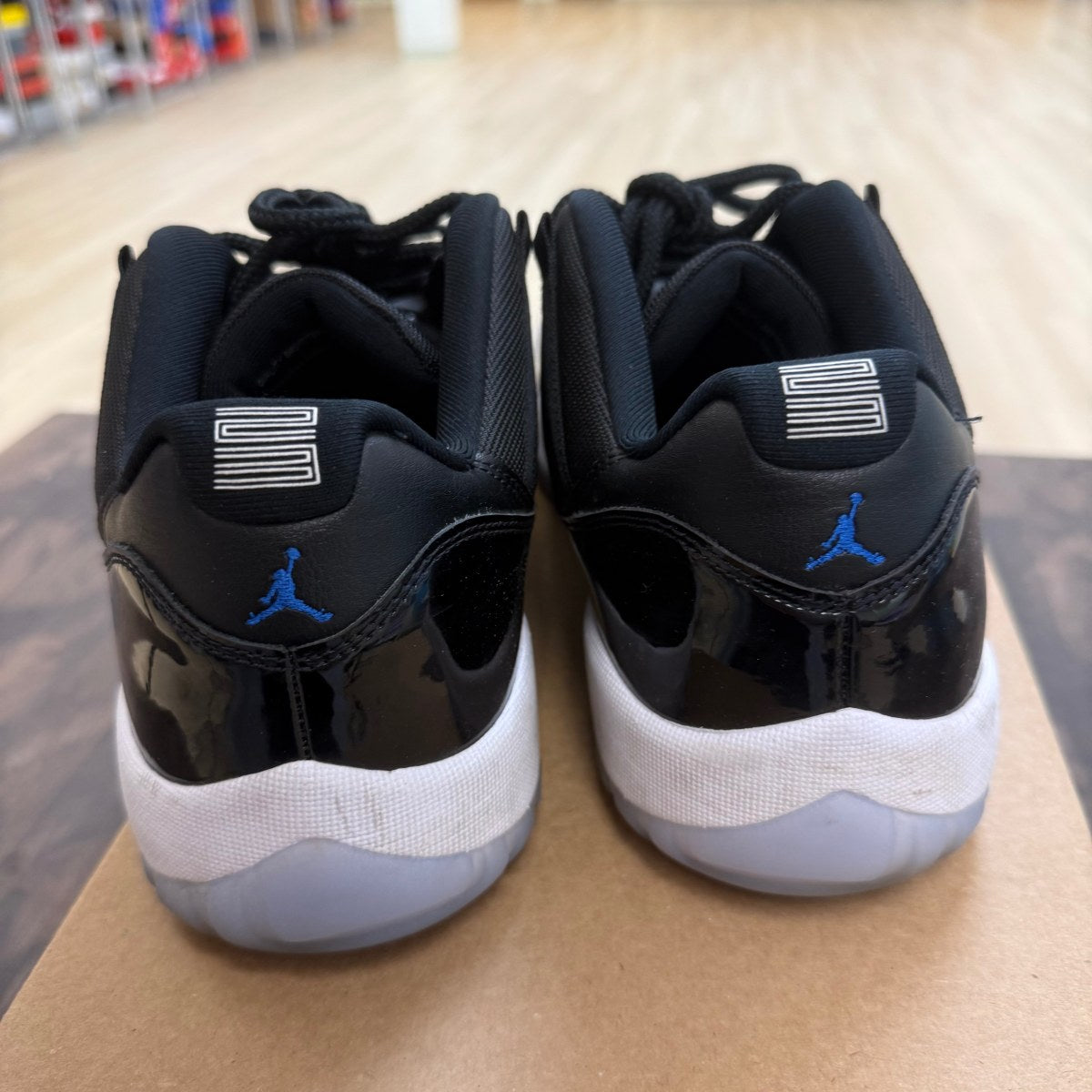 Jordan 11 Retro Low Space Jam Size 13 (Pre-Owned) - Image 4