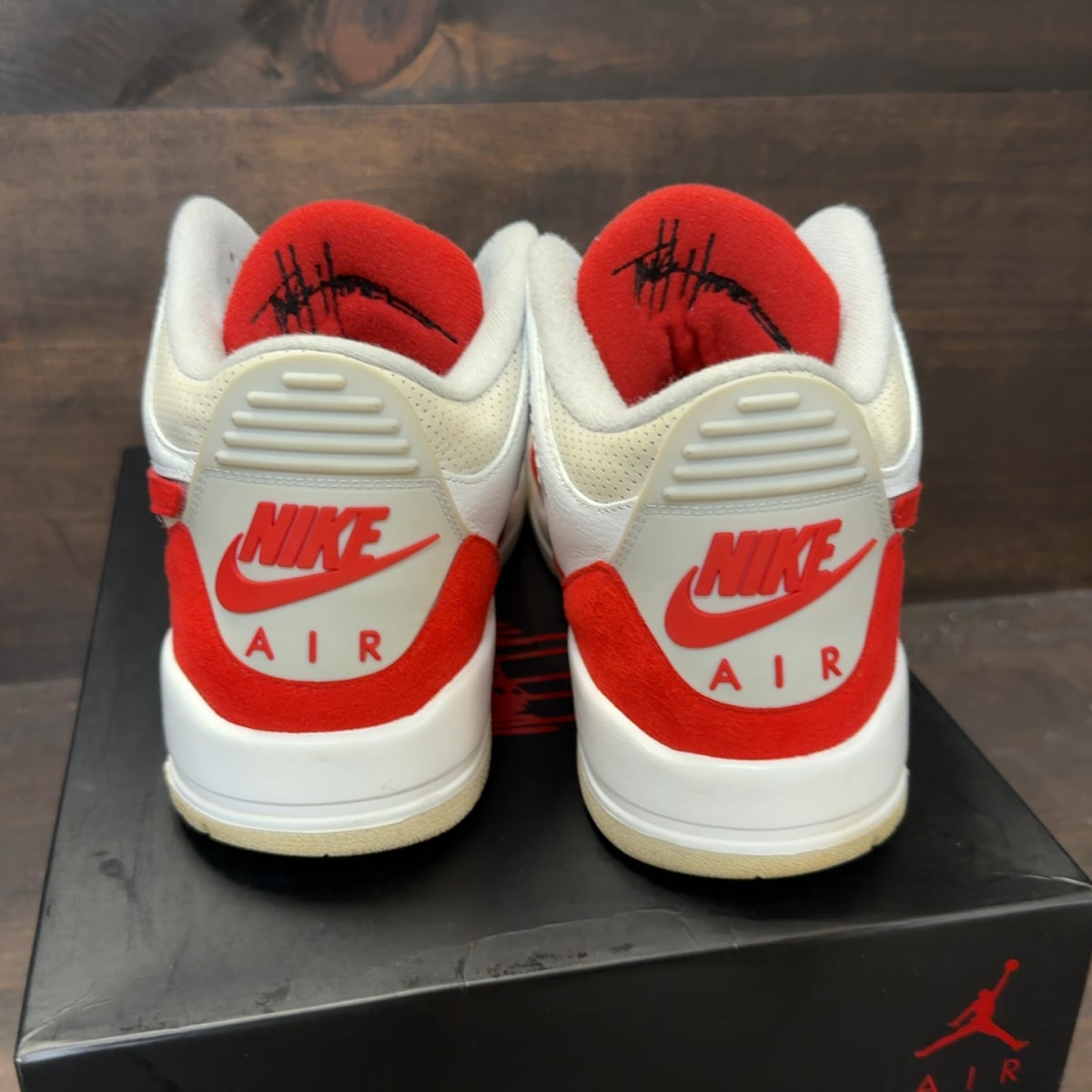 Jordan 3 Retro Tinker White University Red - Image 5