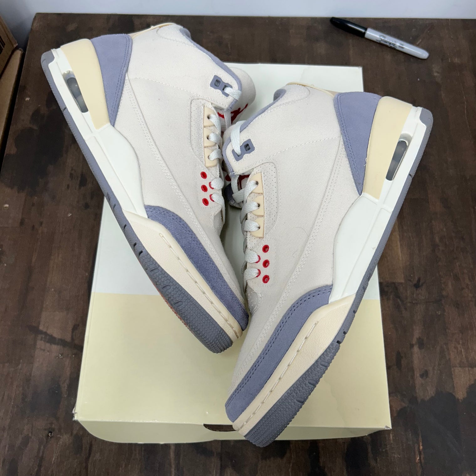 Muslin Jordan 3 Retro (USED)