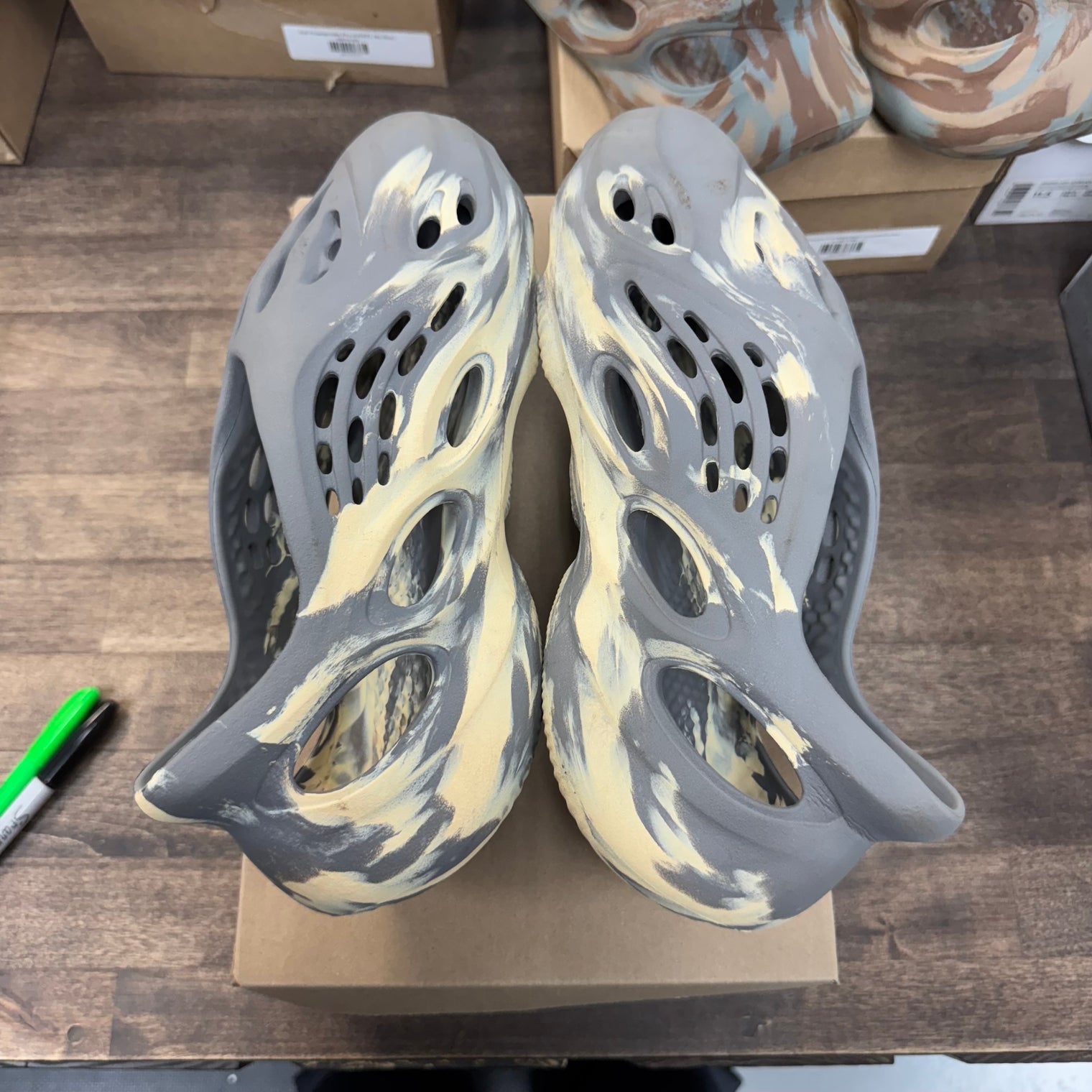 MX Moon Grey Yeezy Foam RNNR (USED, No Box)