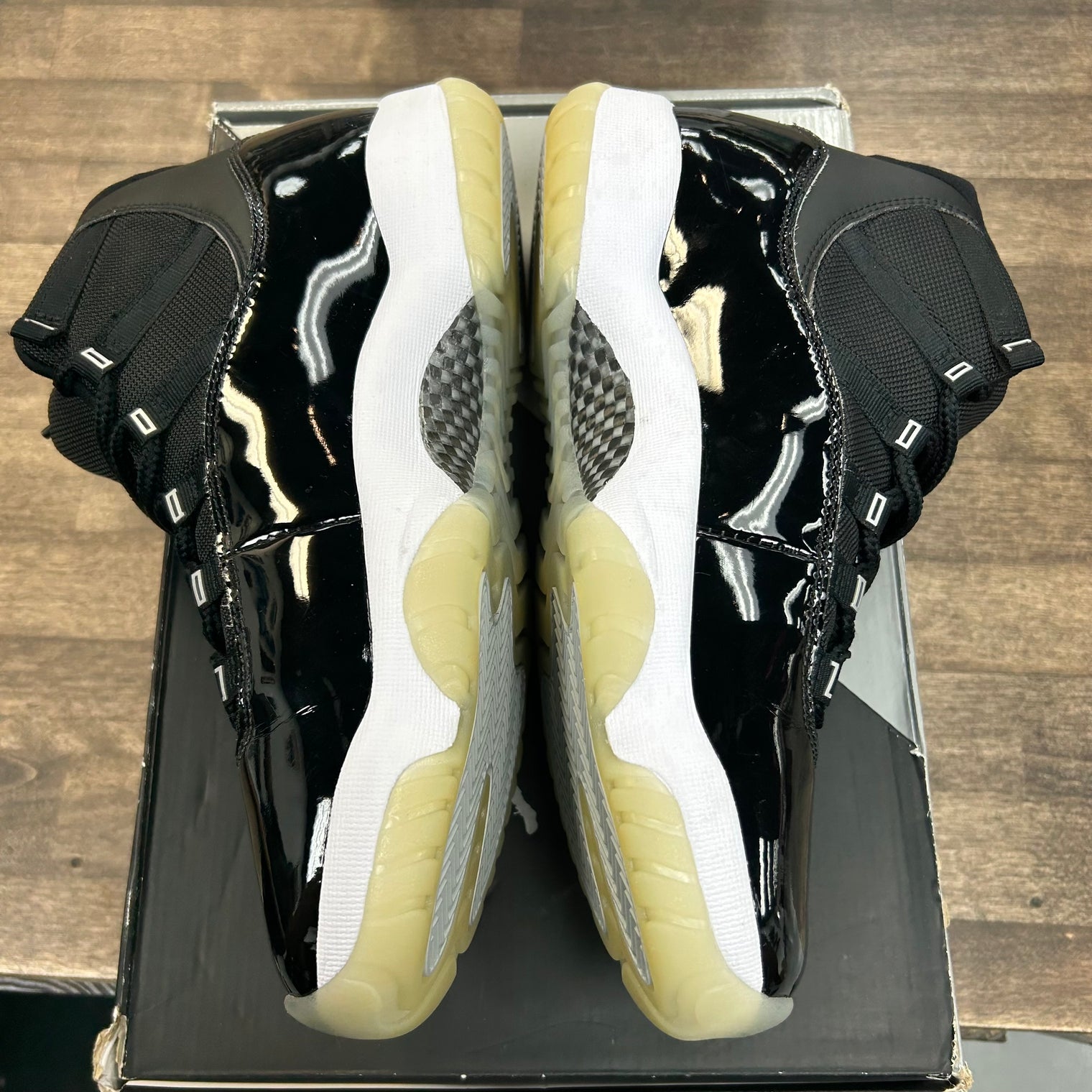 Jubilee Jordan 11 Retro (USED)