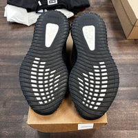 Black Static Yeezy 350 (USED,No Box)