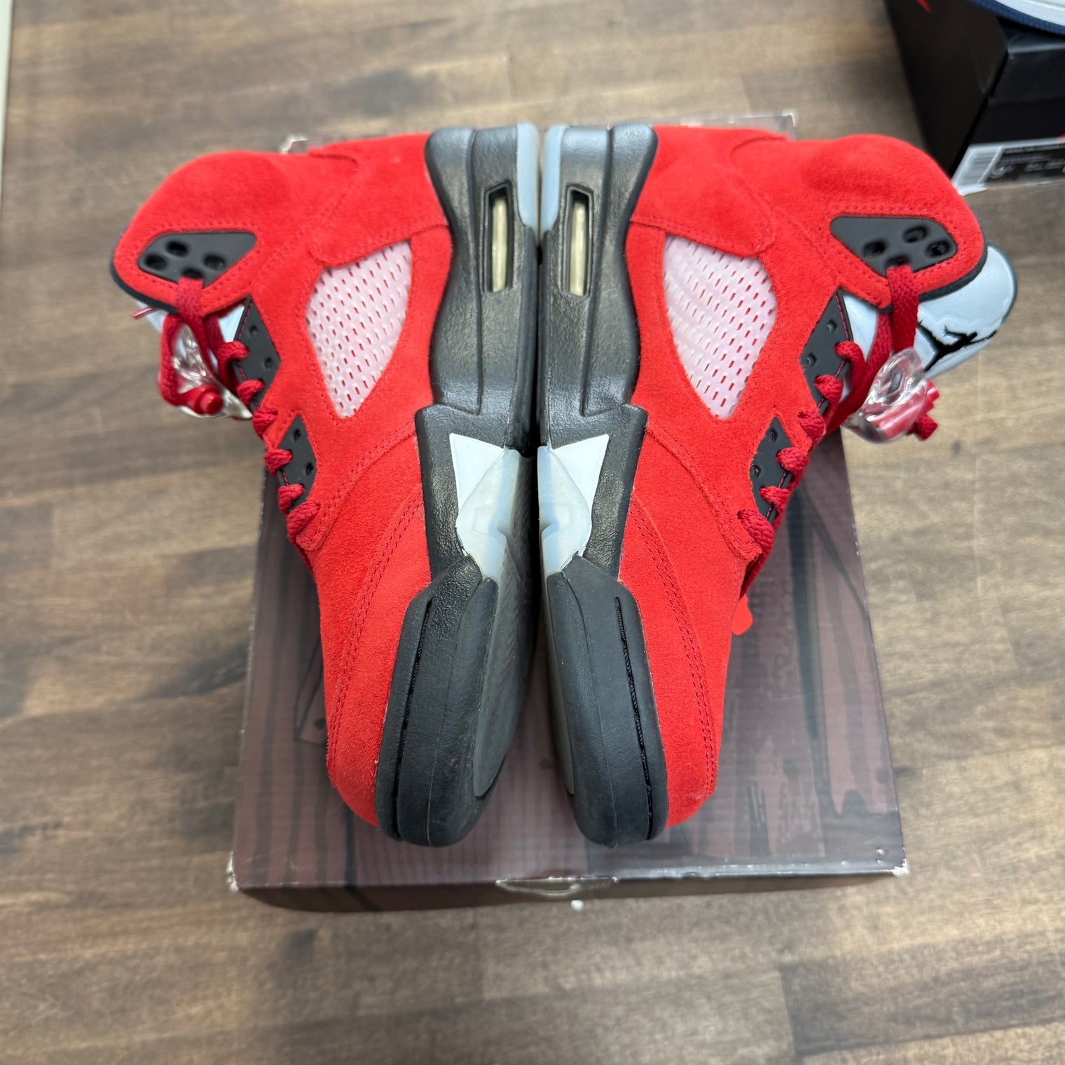 Raging Bull Jordan 5 Retro (USED)