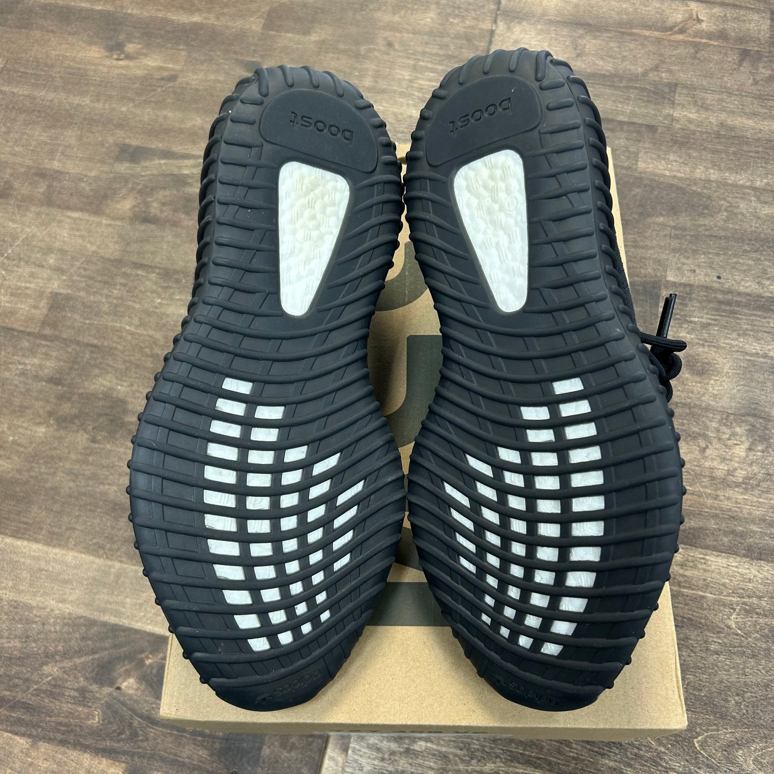 Onyx Yeezy 350 (Lightly Worn)