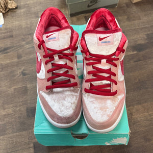 Nike SB Dunk Low StrangeLove Skateboards - Image 2