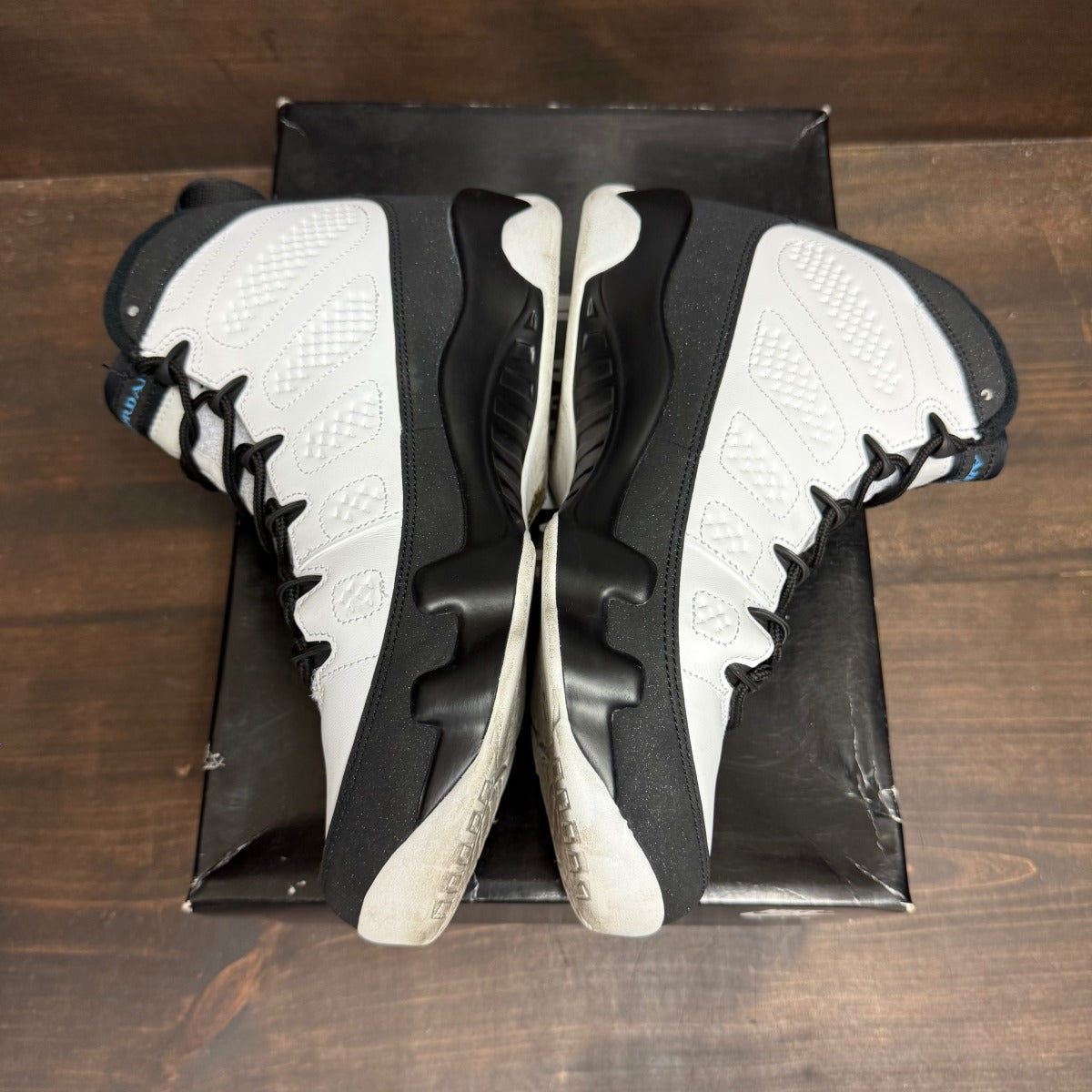 Jordan 9 Retro University Blue - Image 4