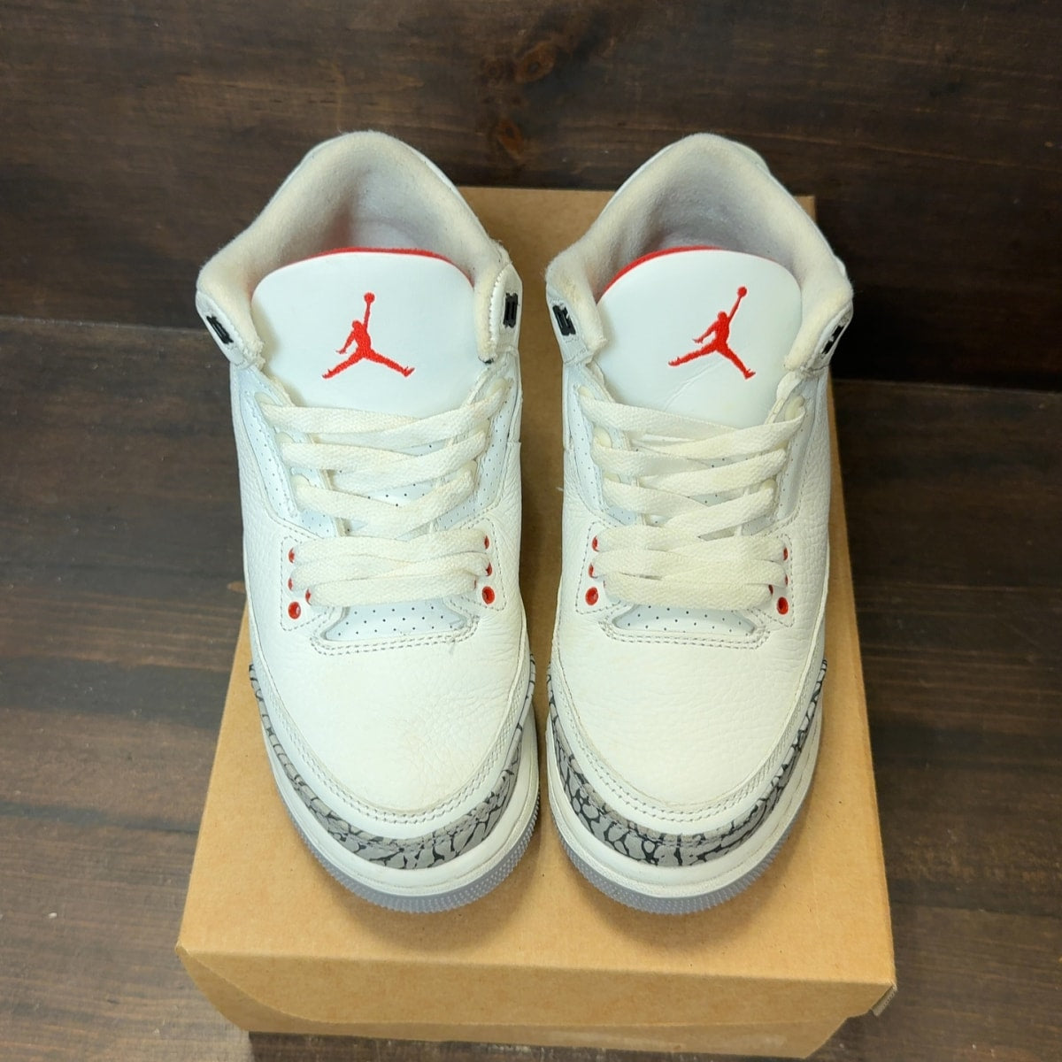 Jordan 3 Retro White Cement Reimagined (GS) Size 5.5Y (Pre-Owned) - Image 3