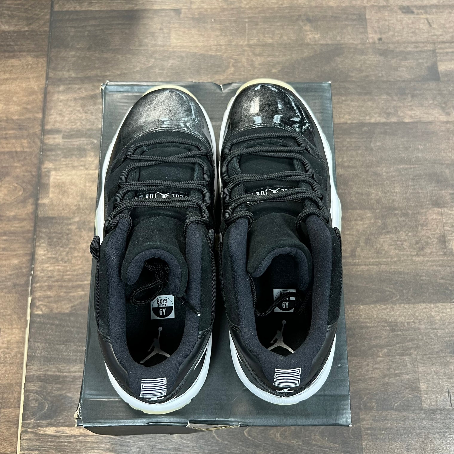 (GS) Baron Jordan 11 Low (USED)
