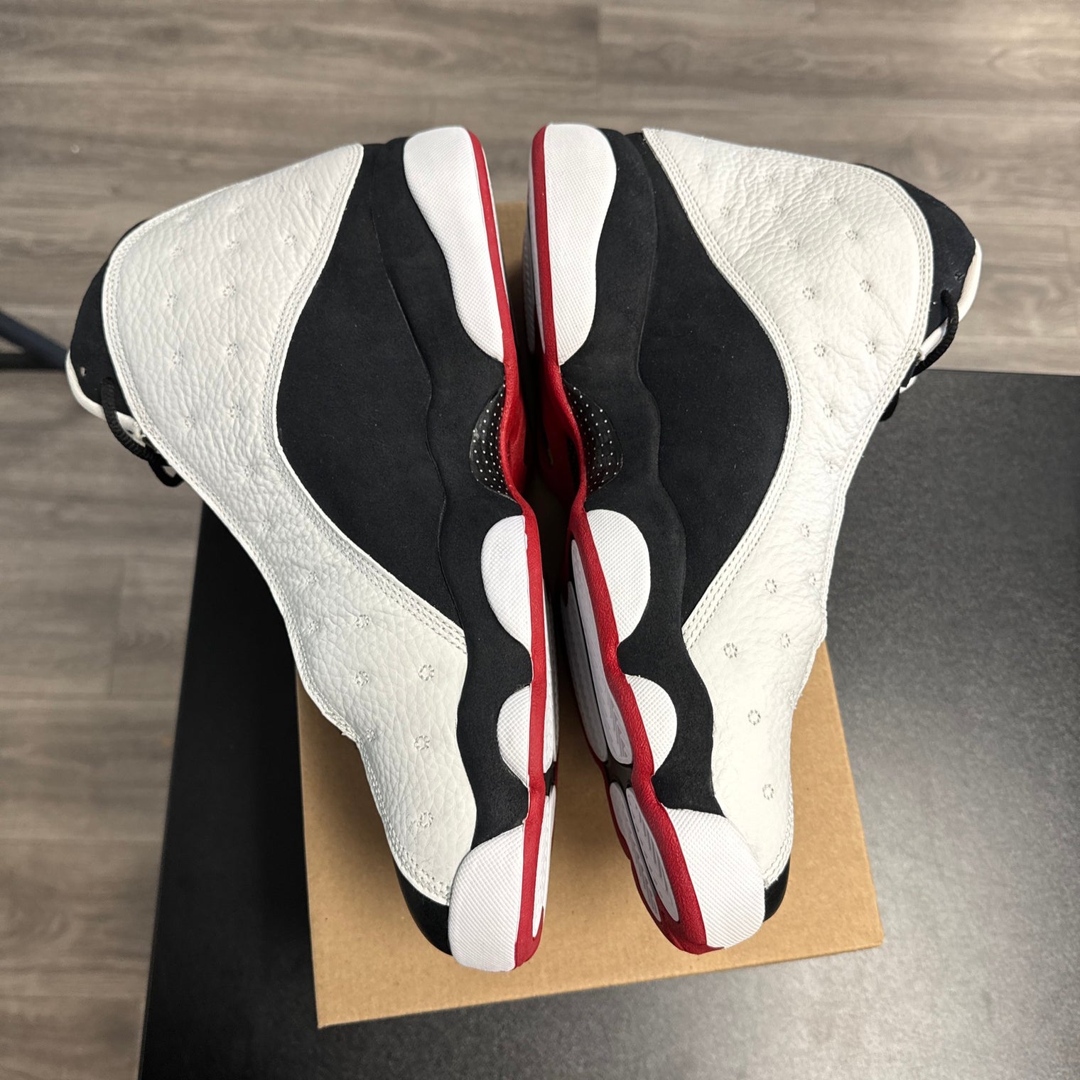 He got Game Jordan 13 (2013) (No box)