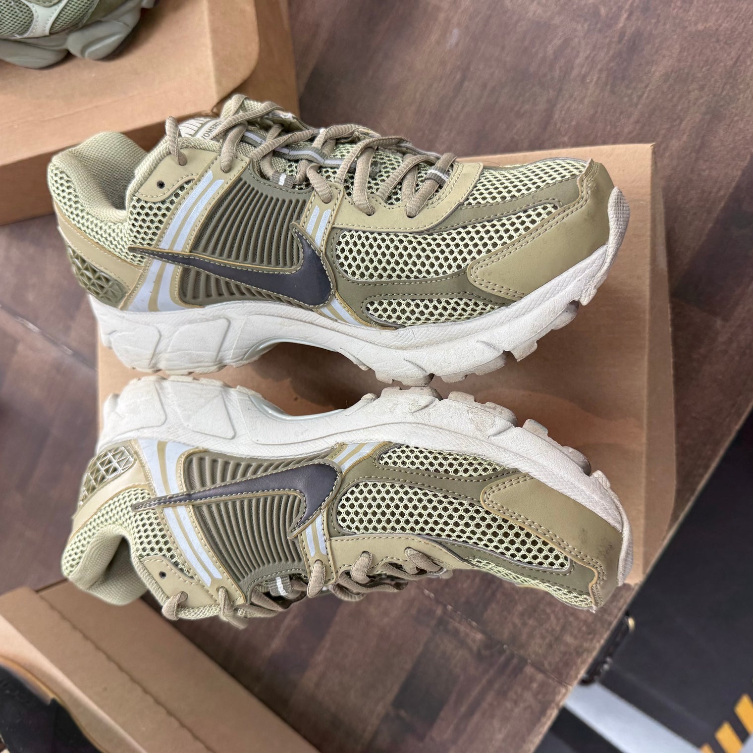 Neutral Olive Vomero 5 (USED, No Box)