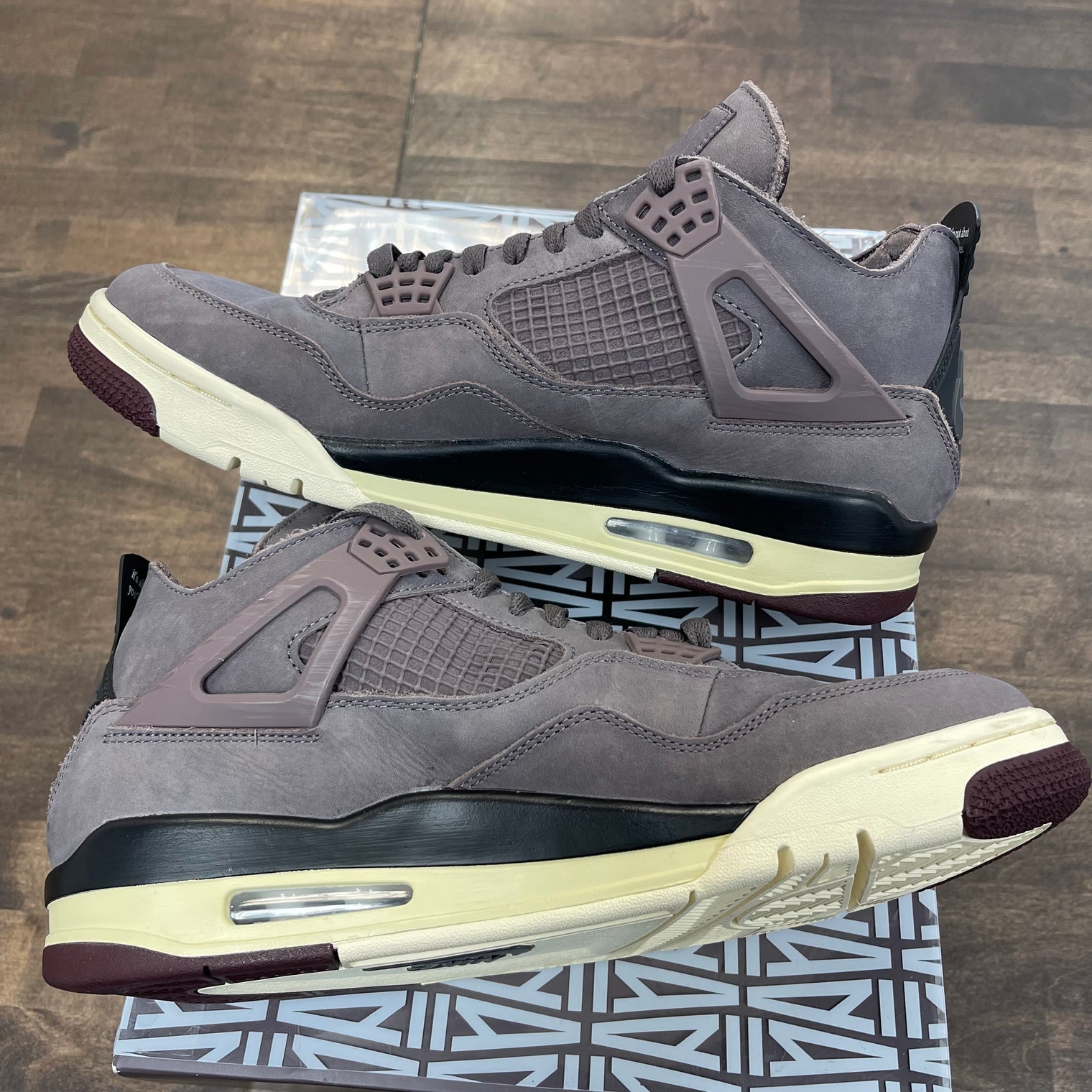 Violet Ore A Ma Maniere Jordan 4 (USED)