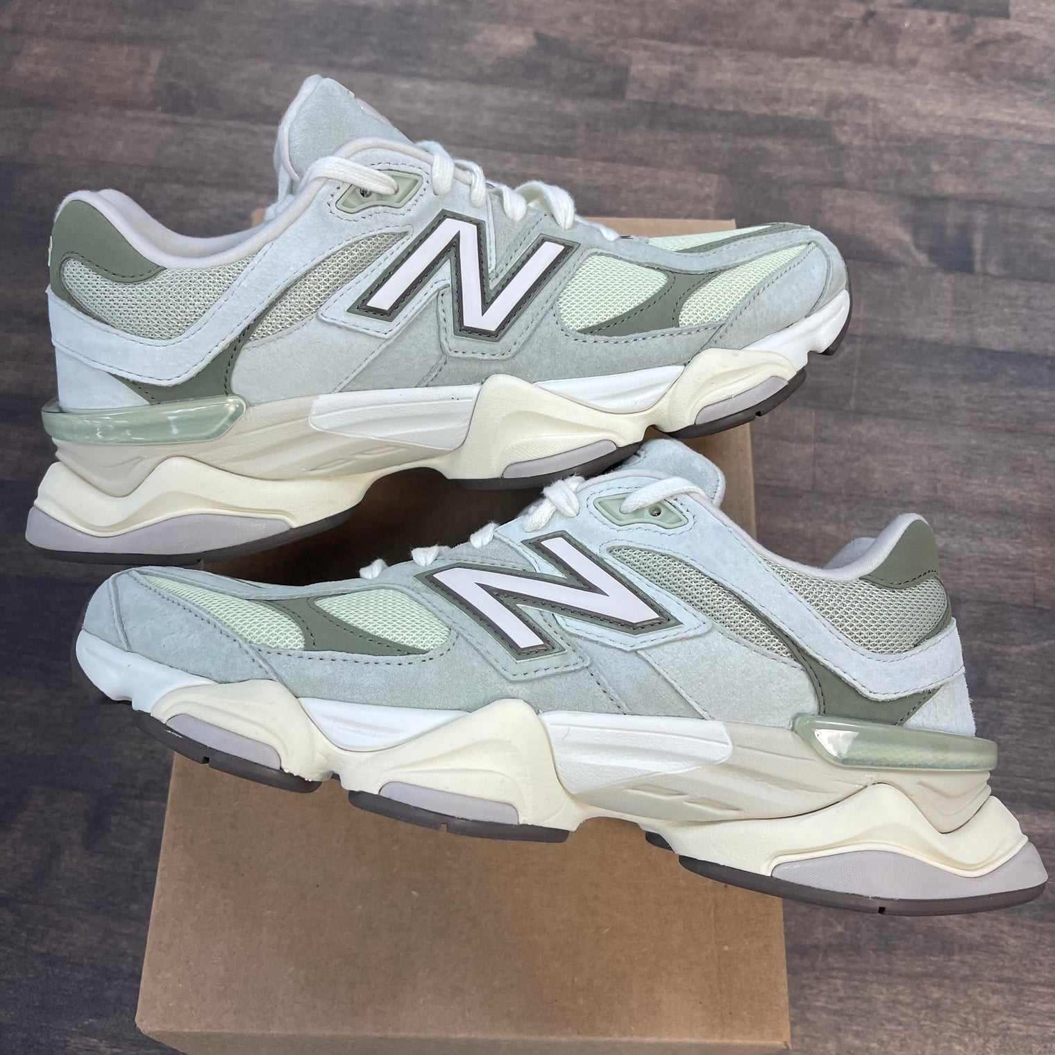 Oliveine New Balance 9060 (USED, No Box)