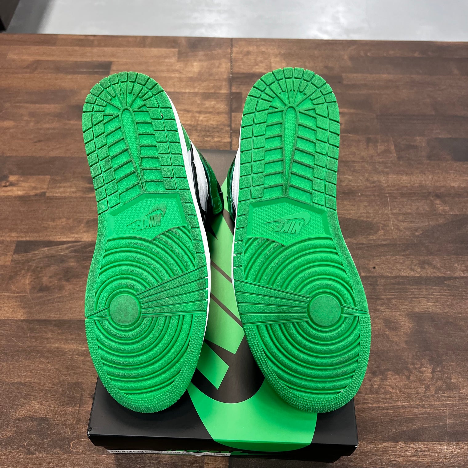 Lucky Green Jordan 1 High (USED)