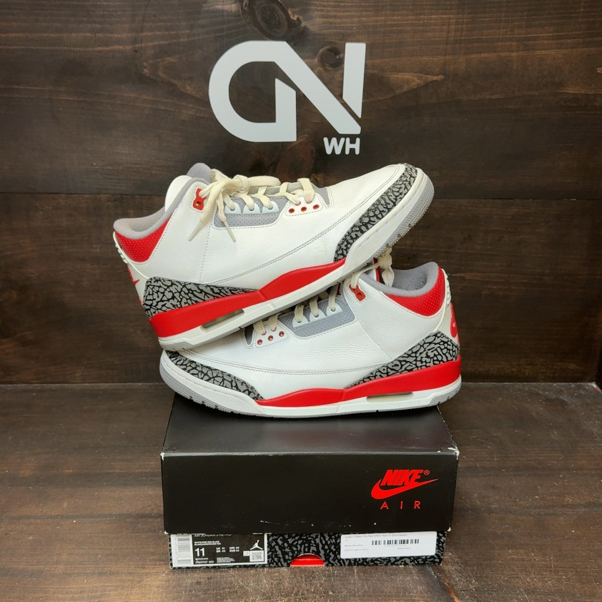 Jordan 3 Retro Fire Red (2022) - Image 1