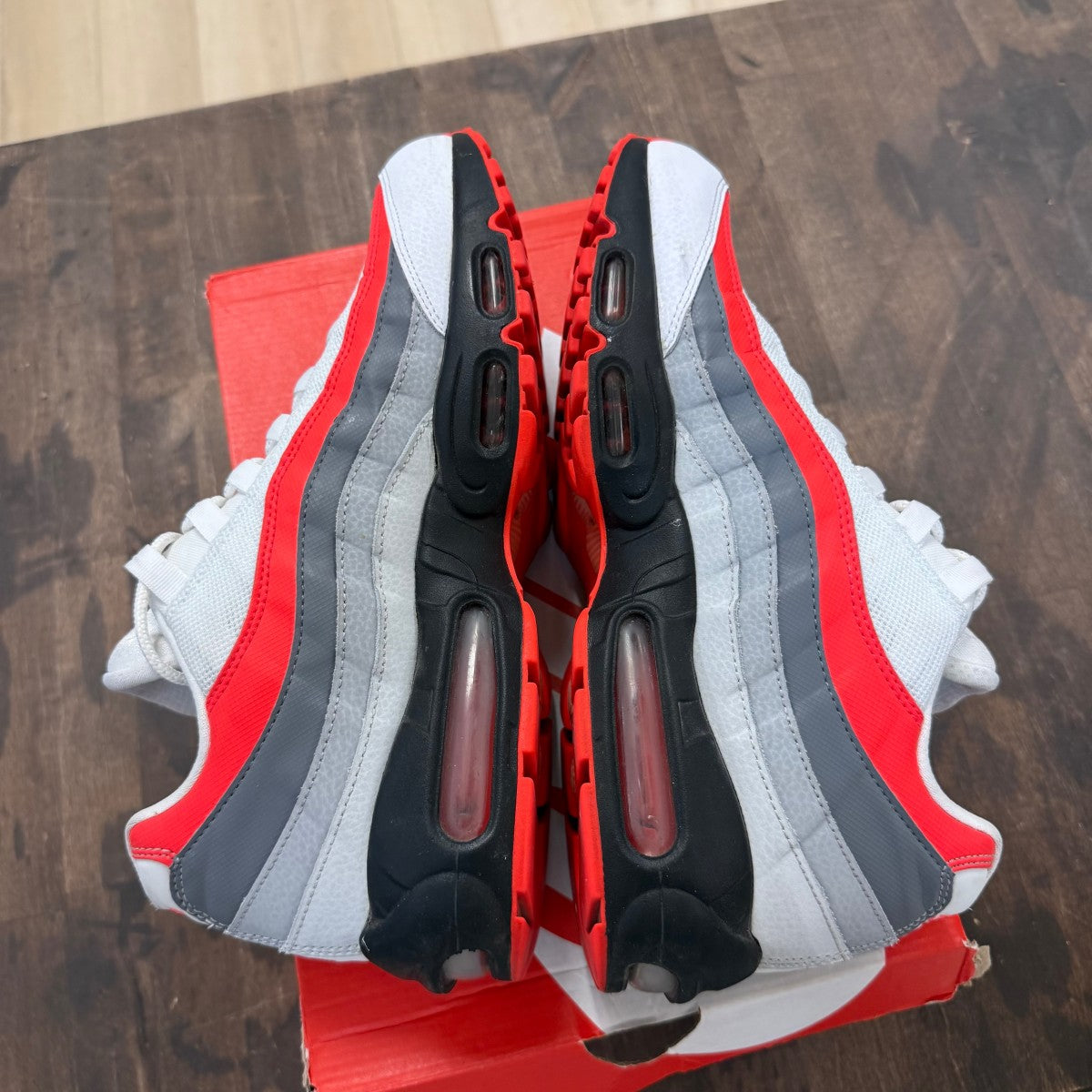 Nike Air Max 95 Bright Crimson Comet - Image 4