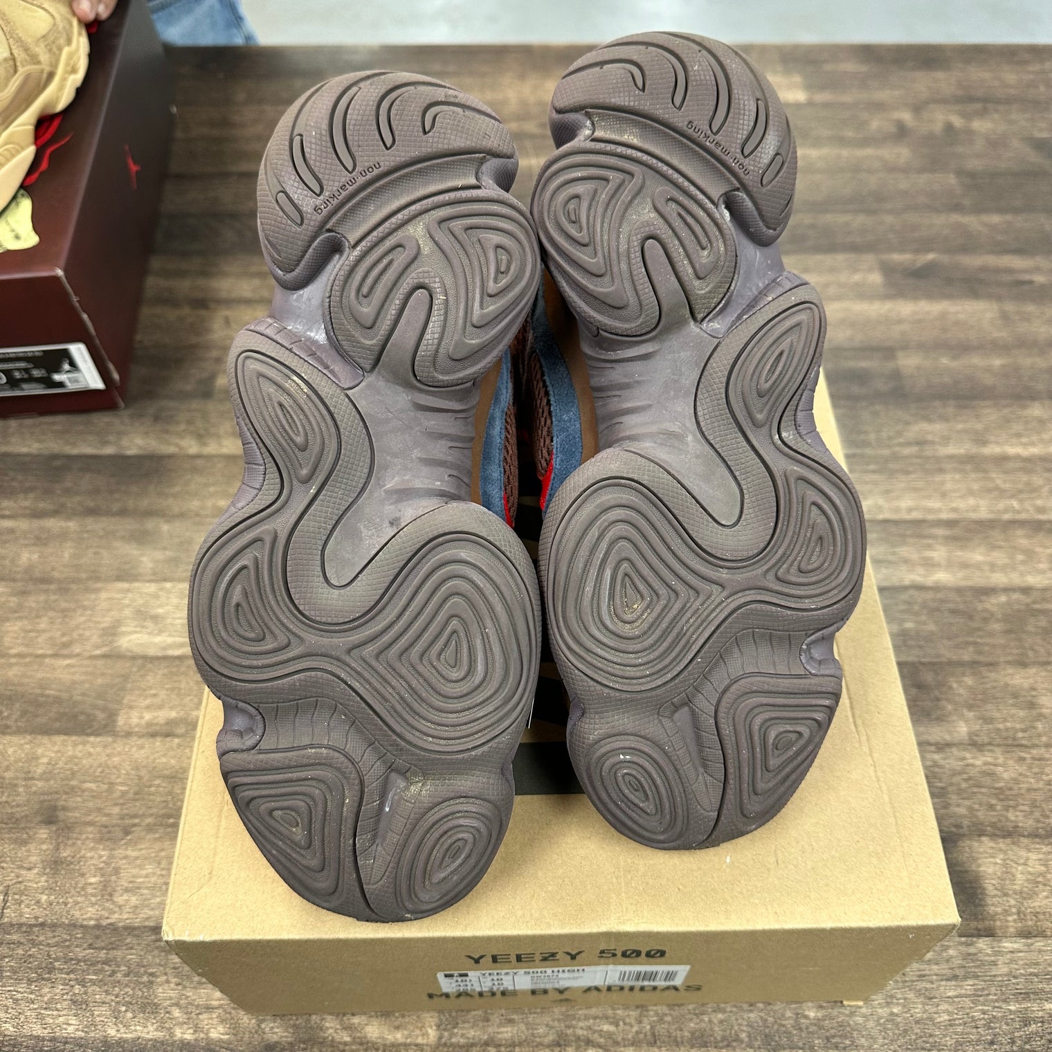 Sumac adidas Yeezy 500 High (USED)