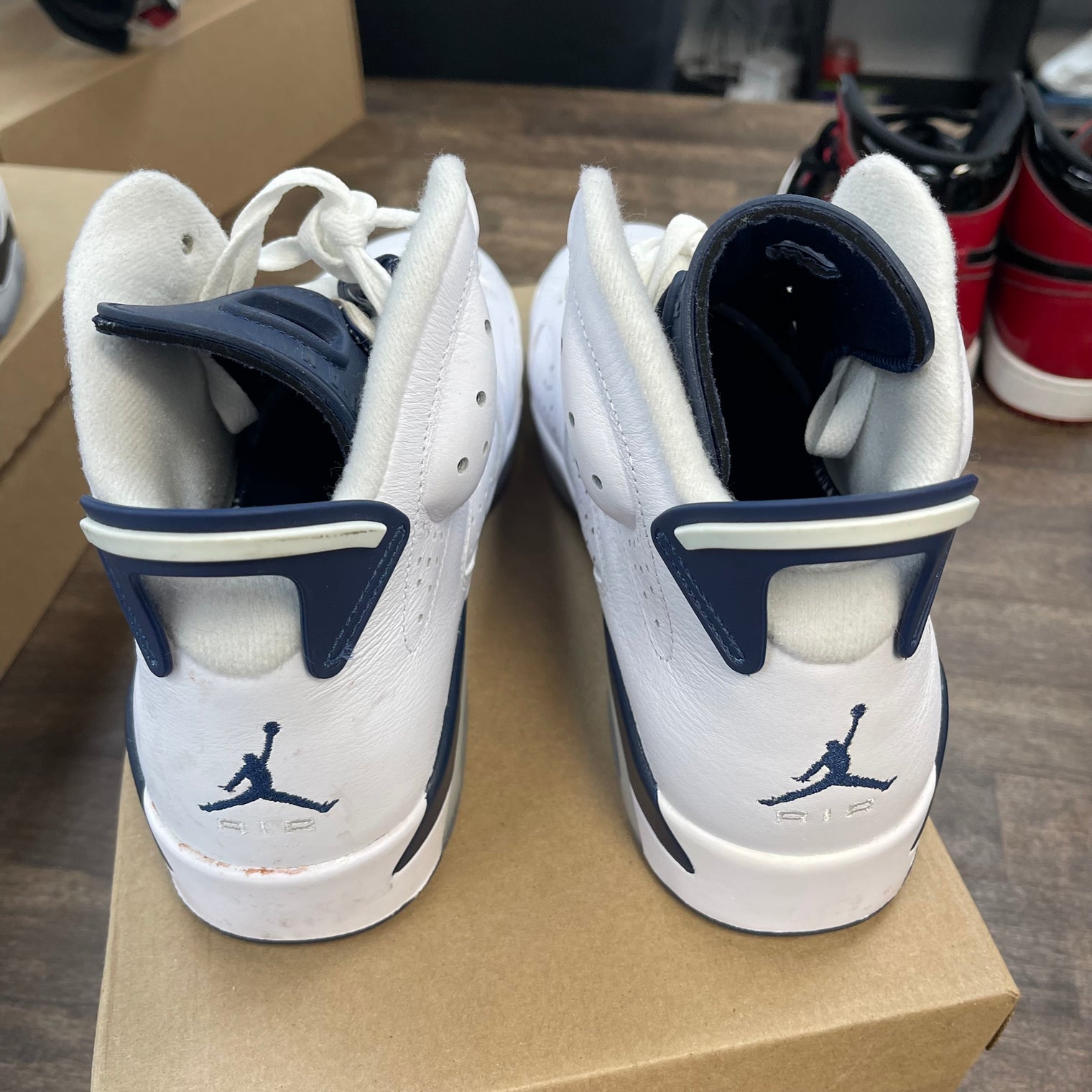 Midnight Navy Jordan 6 (USED,No Box)
