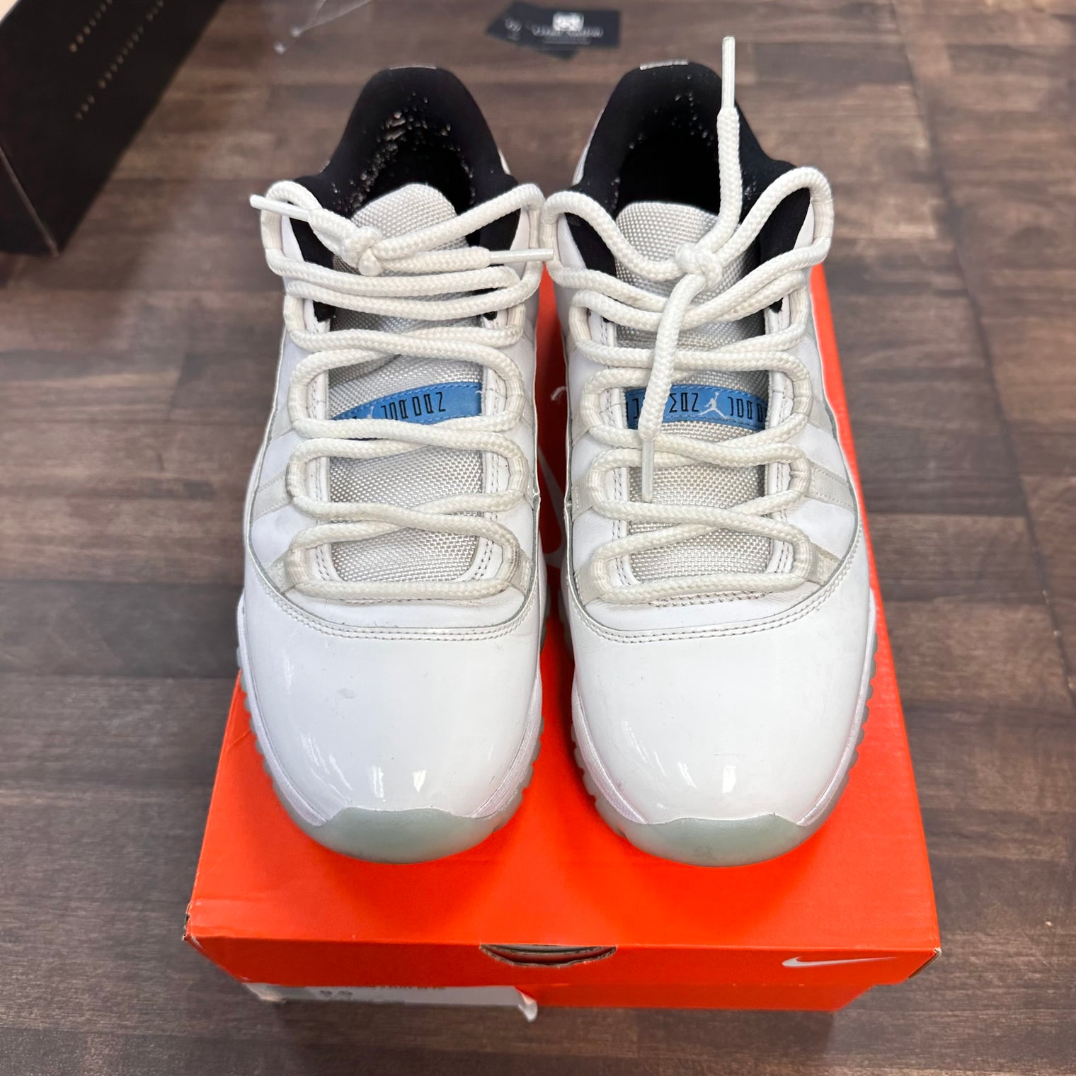 Legend Blue Jordan 11 Low (USED,No Box)