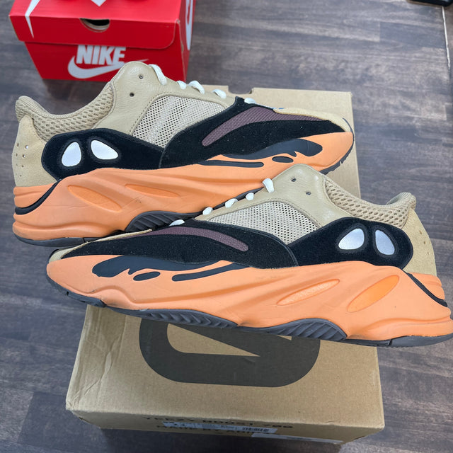 Enflame Yeezy 700 (USED)